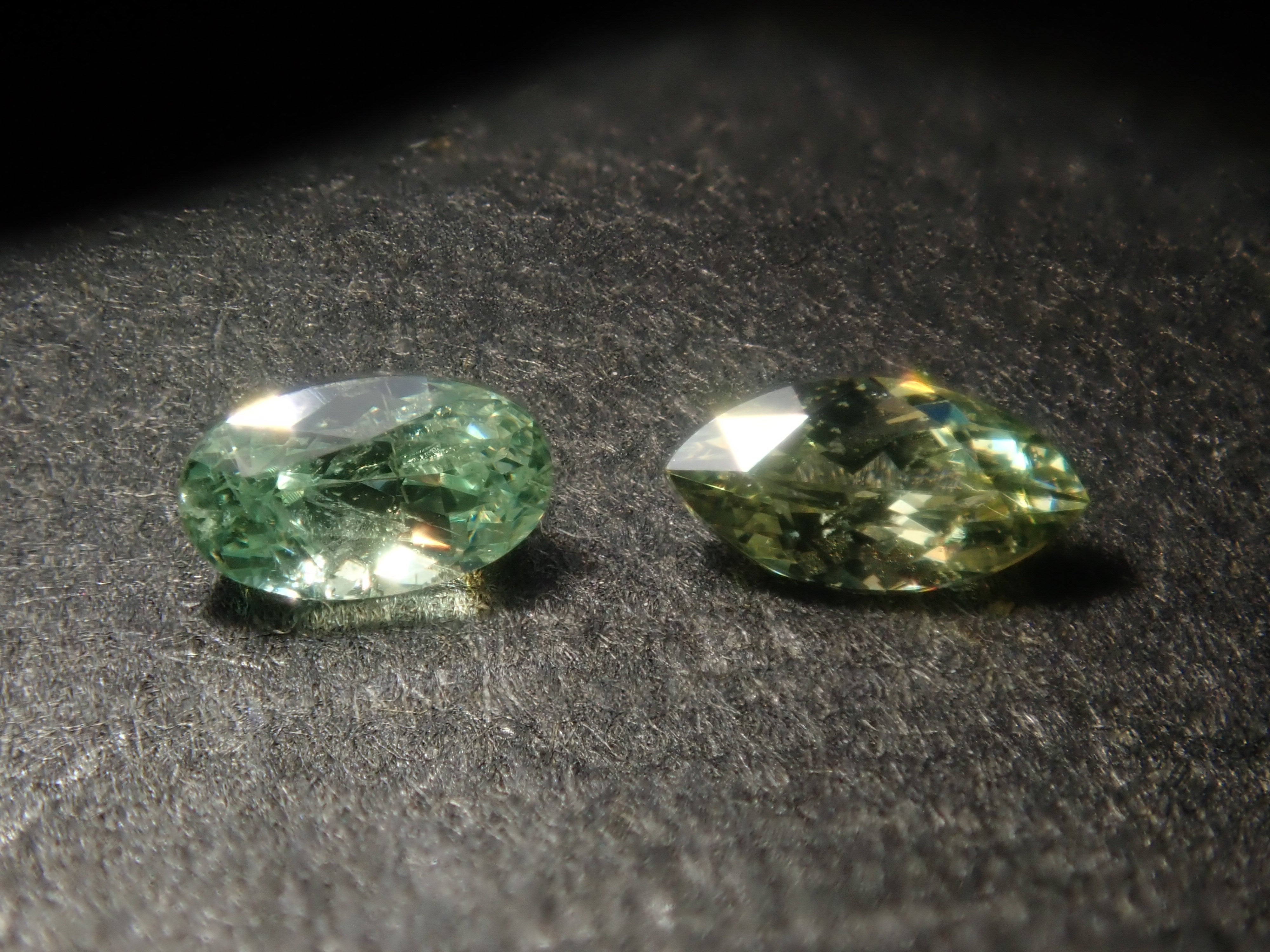 【4/11  22時販売】《限定22石》通常69,800円のロシア産美しいホーステールインクルージョン入り含むデマントイドガーネットガチャ《複数購入割引有》