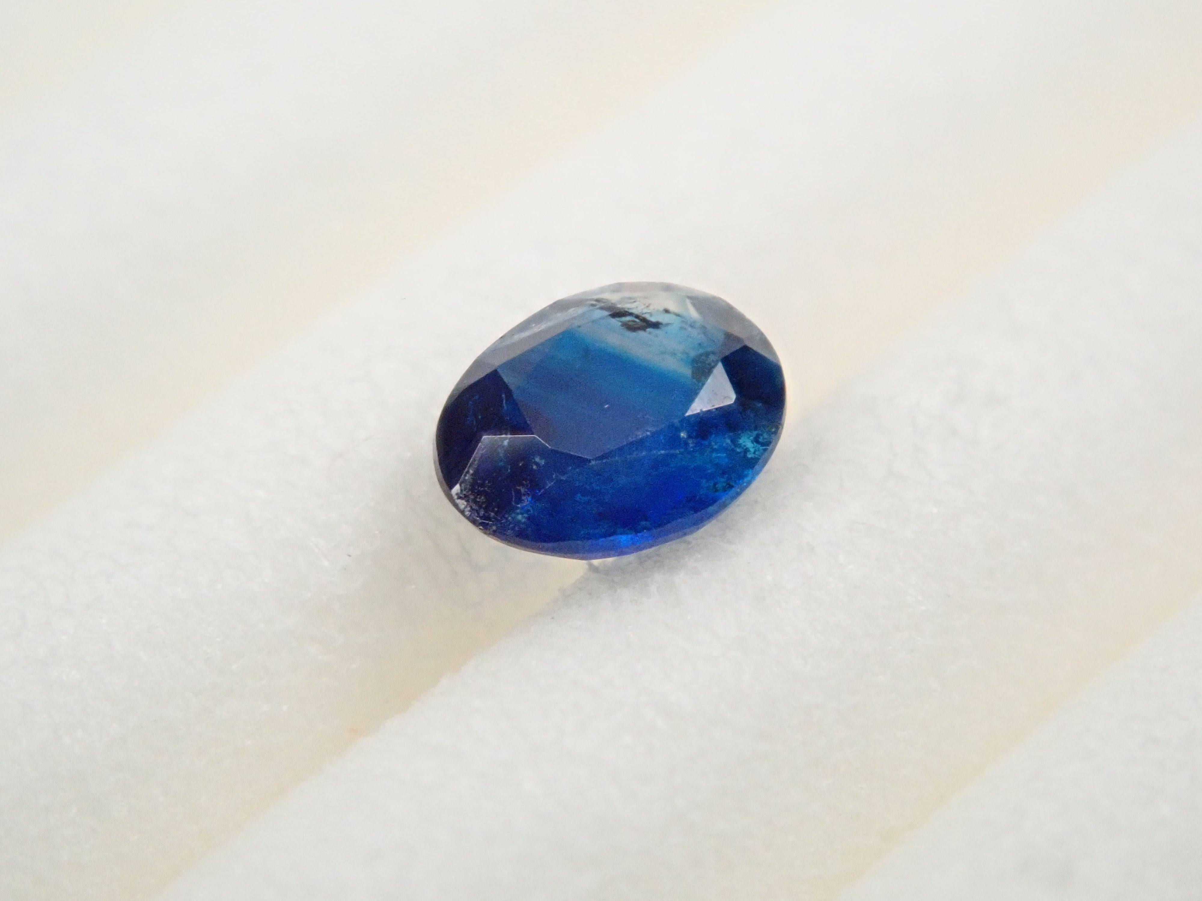 ジンバブエ産ユークレース 0.113ctルース