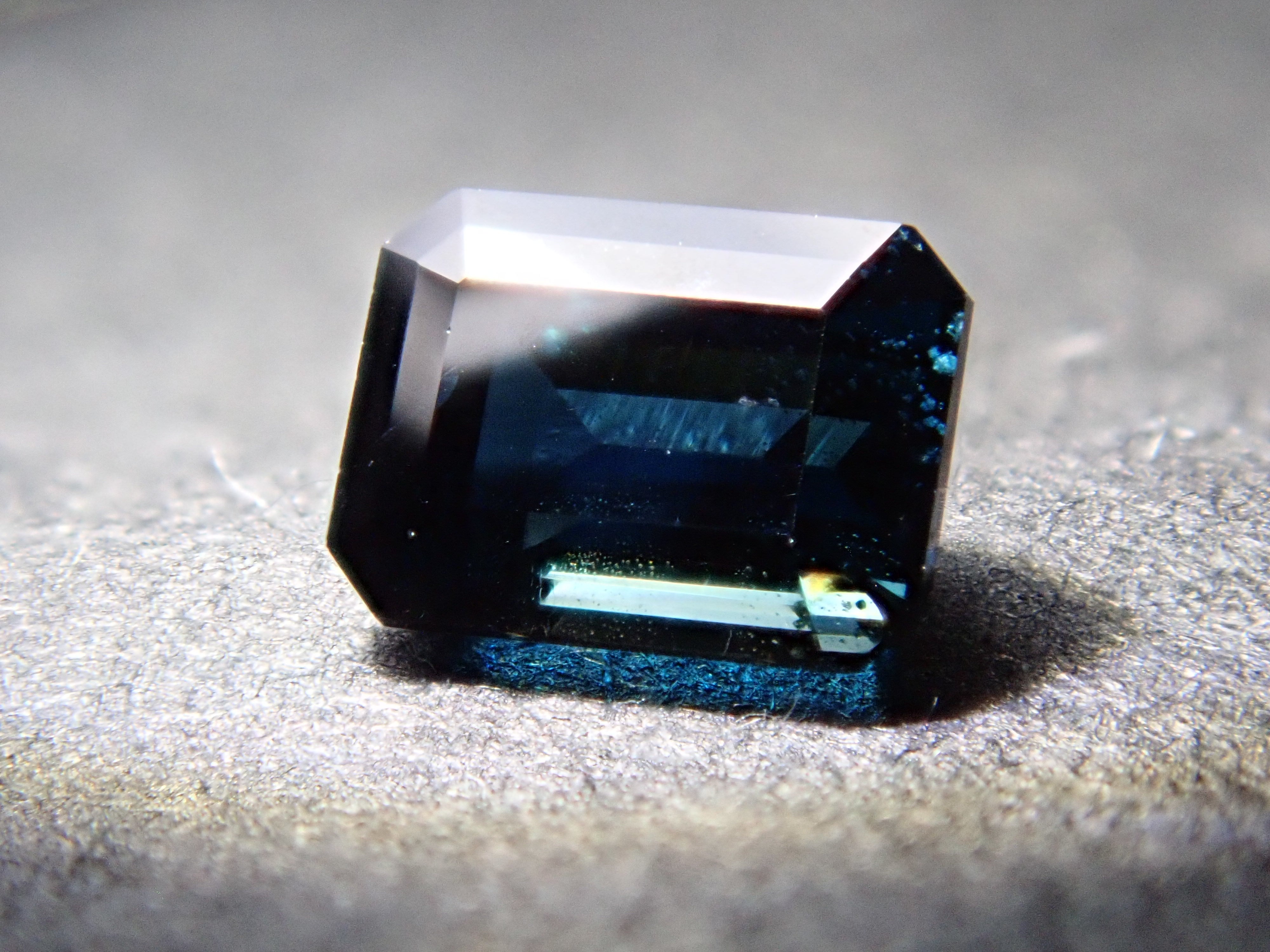 12558638] Safarin 0.268ct loose stone