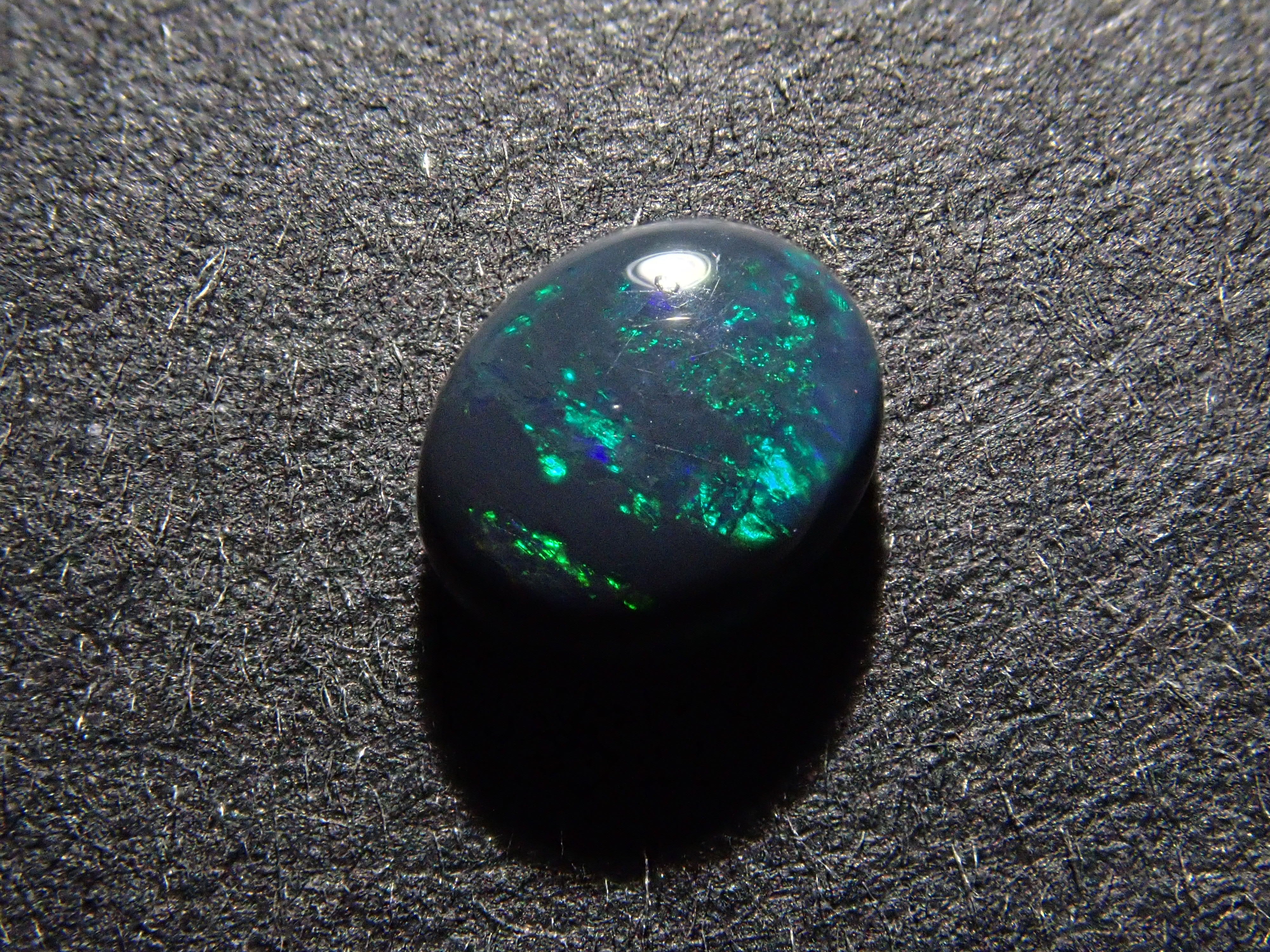 【12562585掲載】オーストラリア産ブラックオパール 0.310ctルース