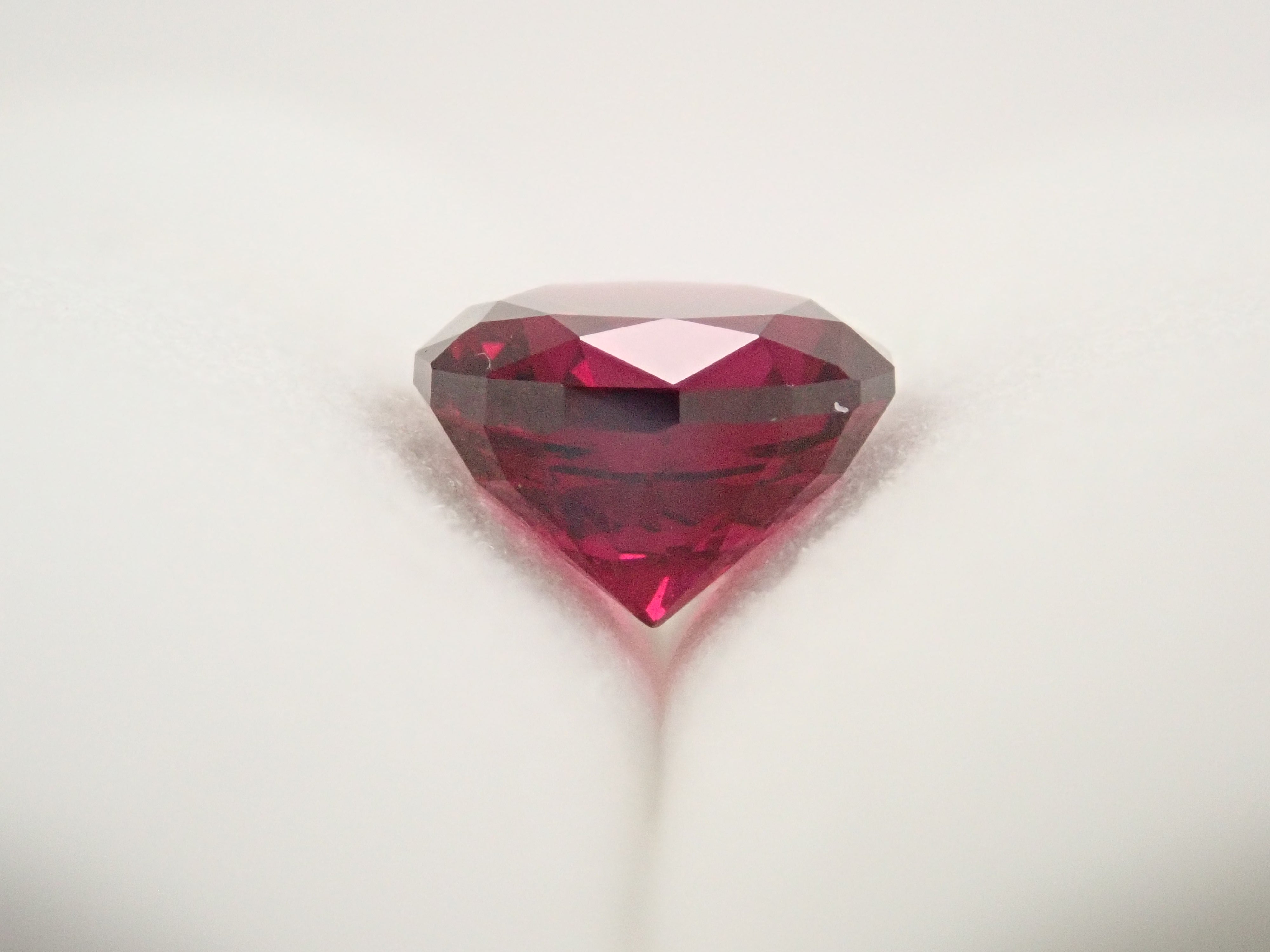 Mozambican Rhodolite Garnet 1.890ct Loose Stone