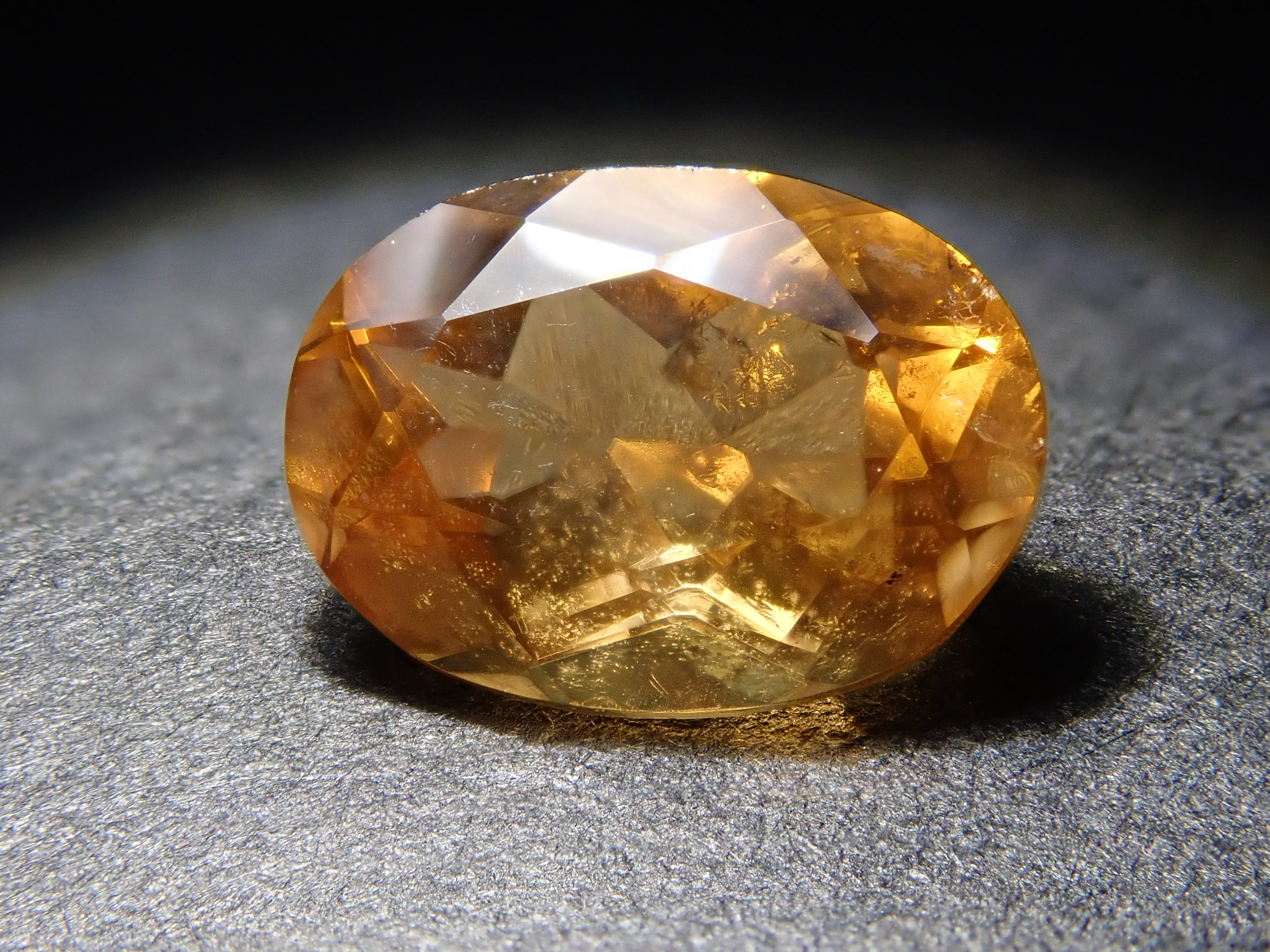 カルサイト 1.185ctルース