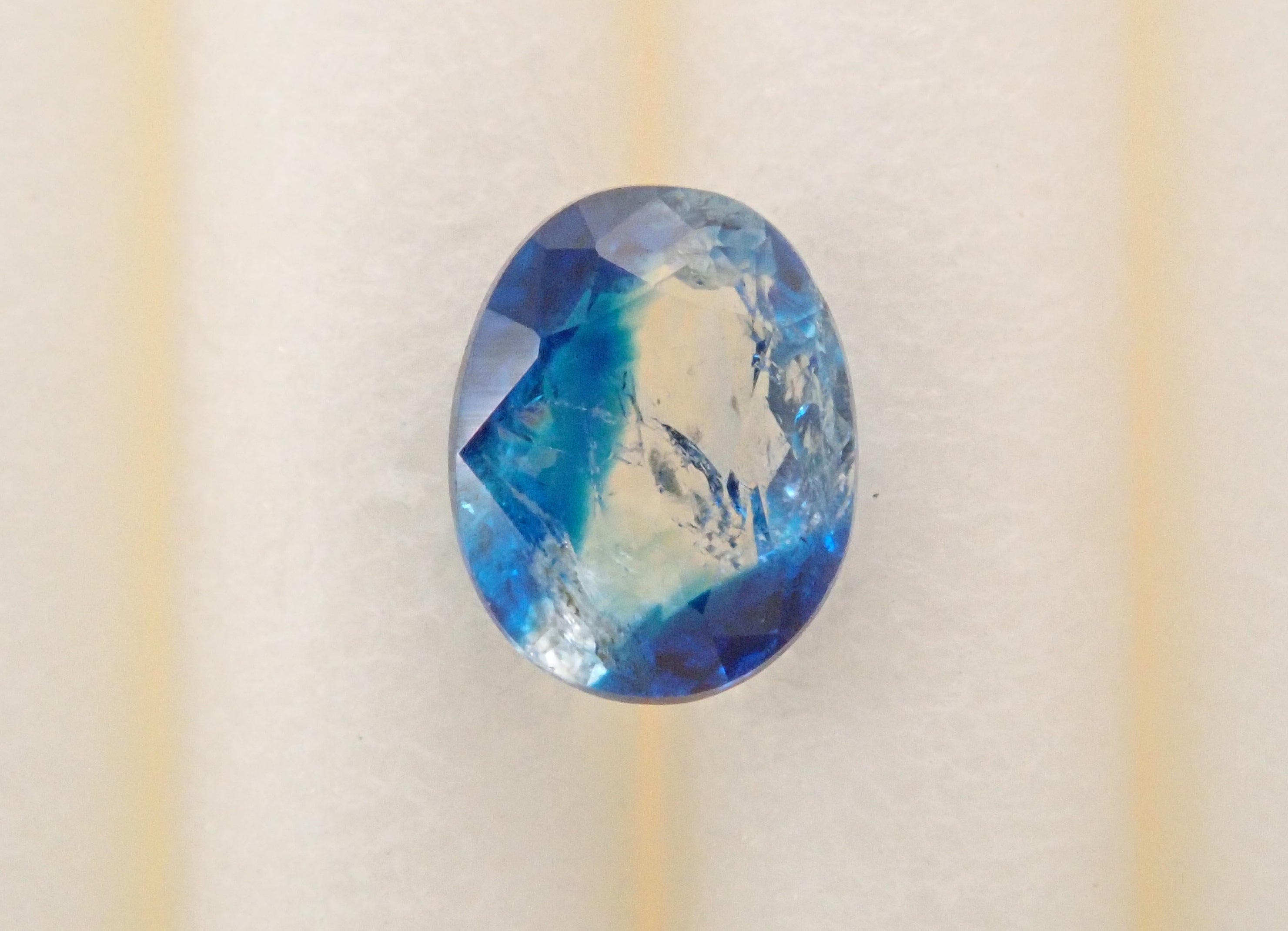 [12560354] 辛巴威雙色綠柱石 0.206ct 裸石