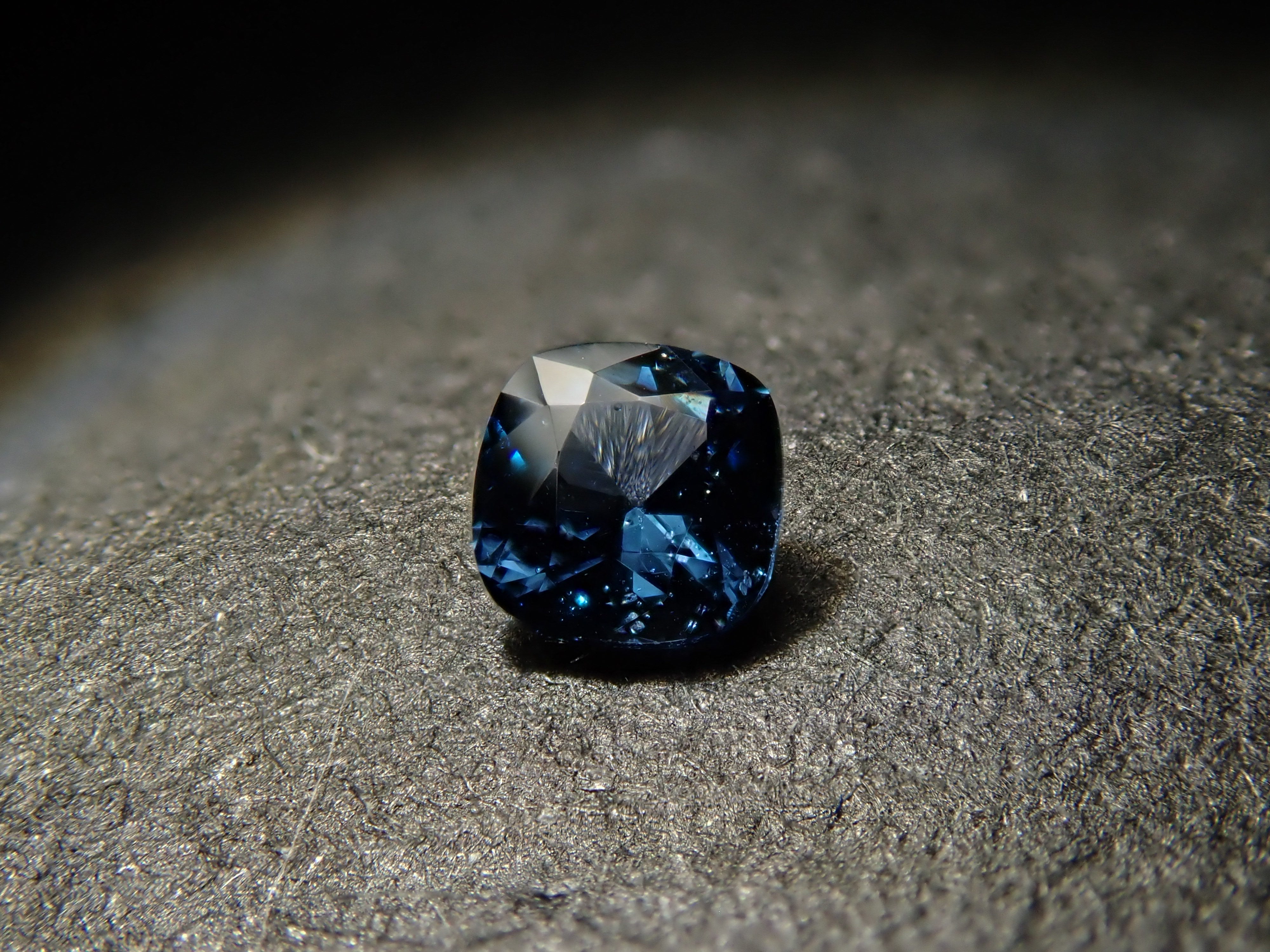 【12562396掲載】ガーナイト 0.095ctルース