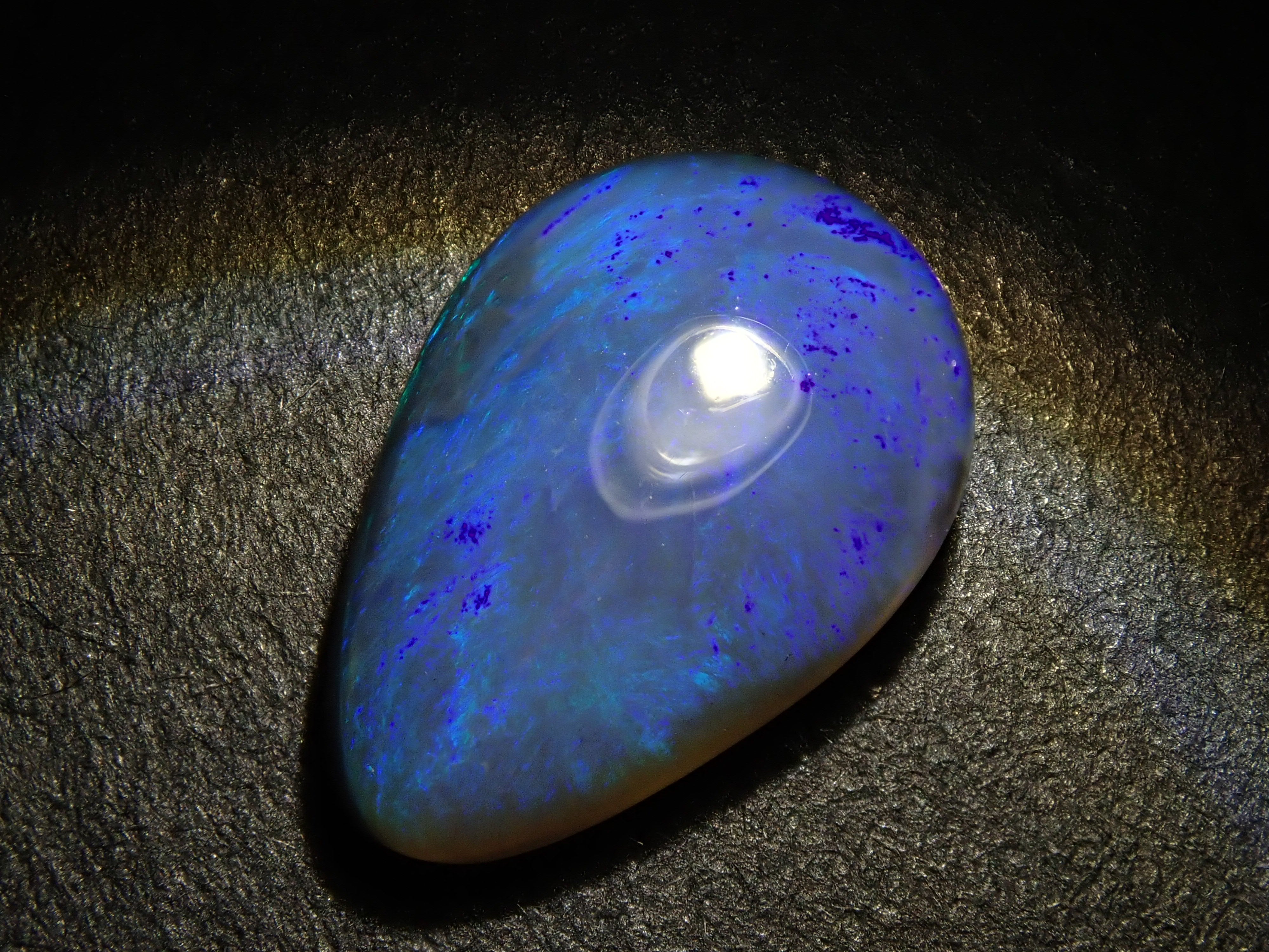 【12562547掲載】オーストラリア産ブラックオパール 1.705ctルース