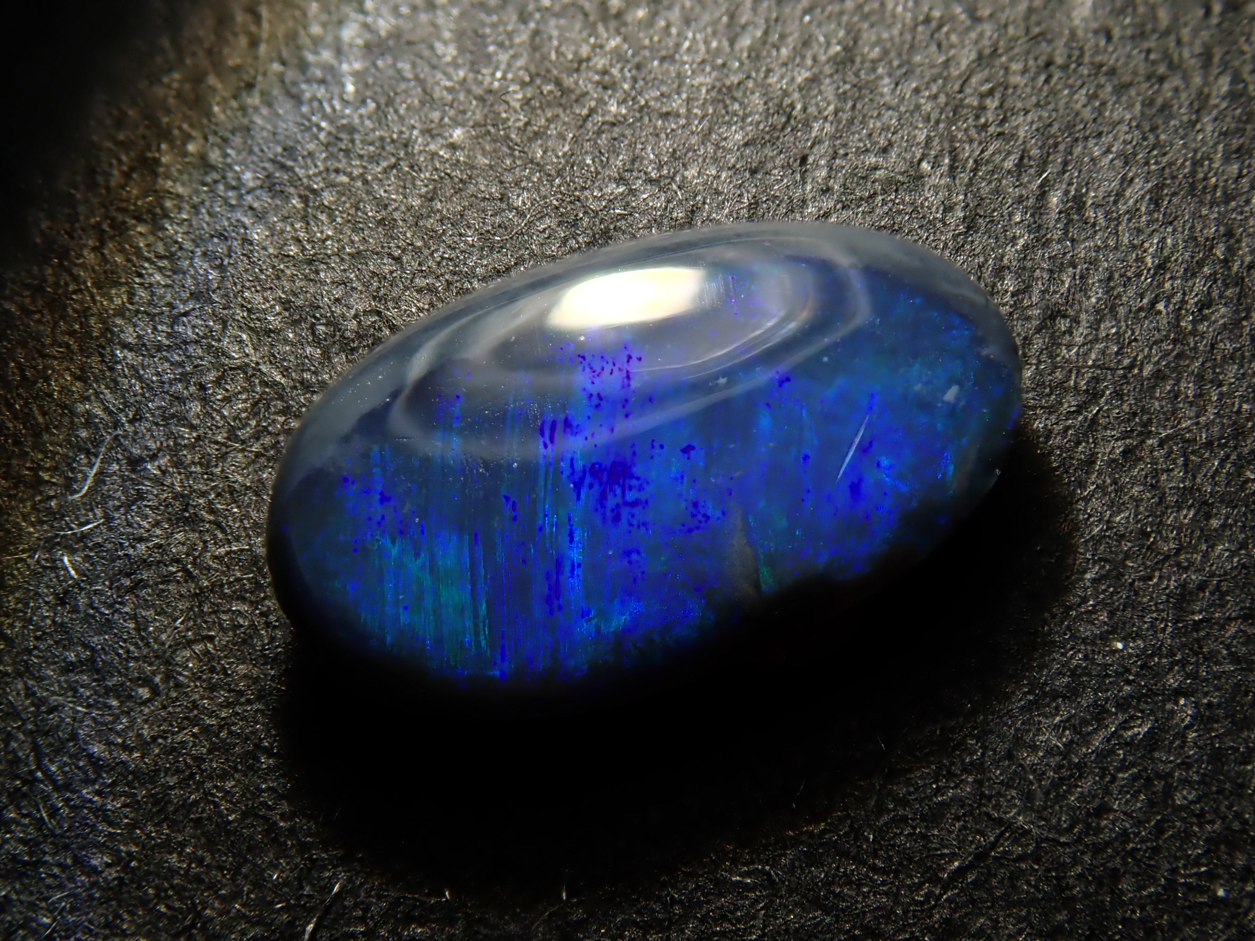 【12562553掲載】オーストラリア産ブラックオパール 0.377ctルース