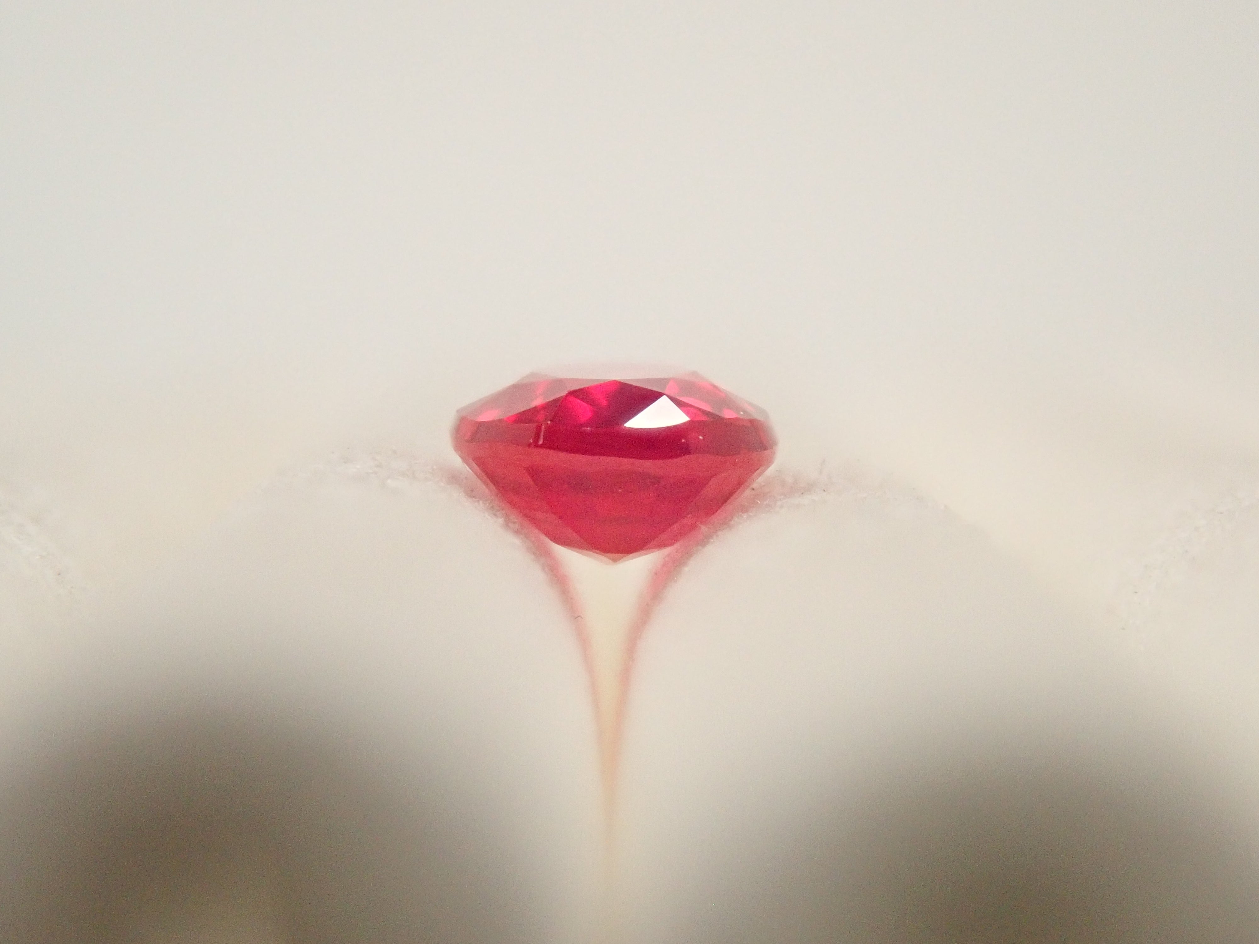 【12562684掲載】非加熱ピジョンブラッドルビー  0.260ctルース