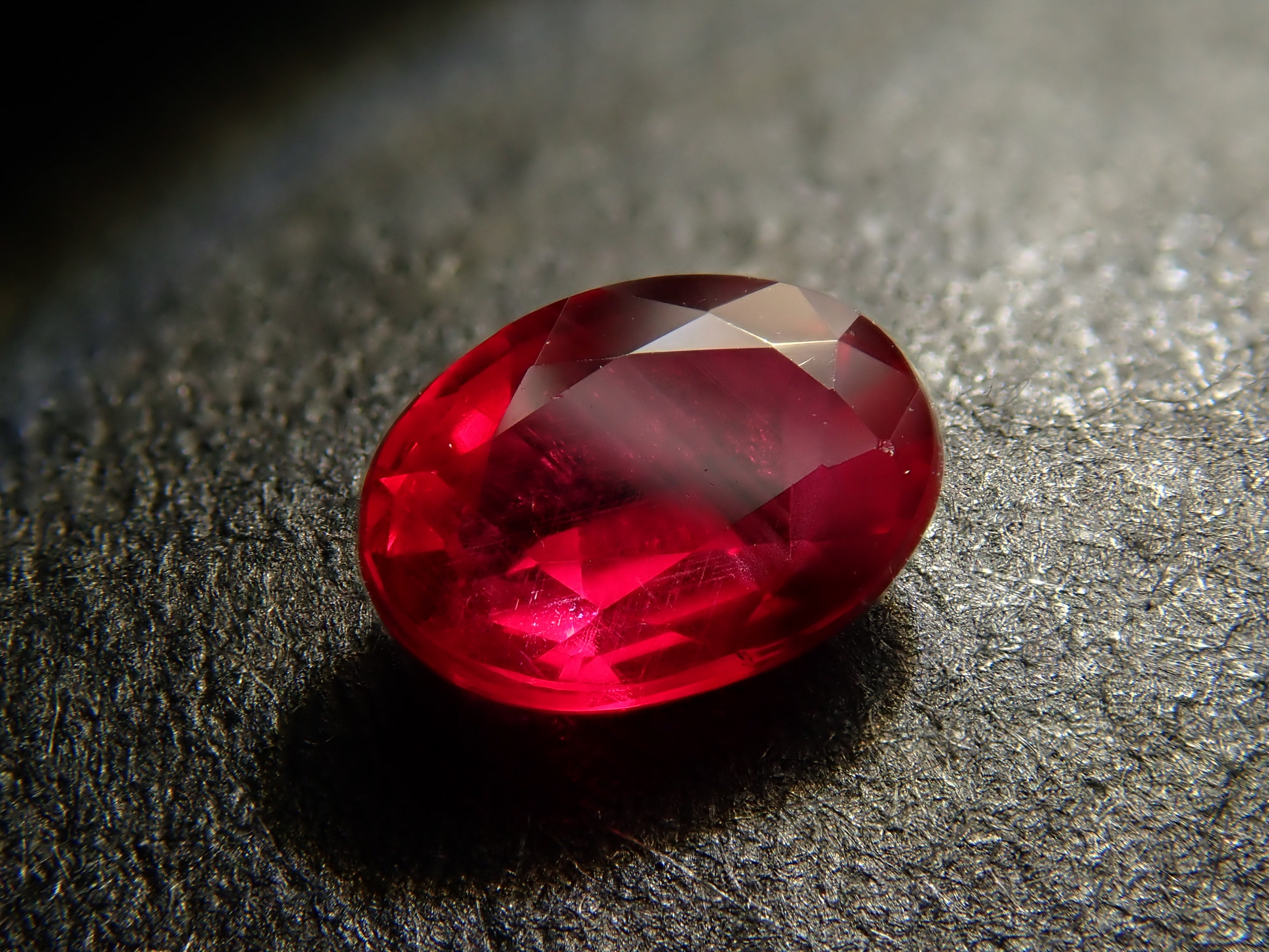 【12562684掲載】非加熱ピジョンブラッドルビー  0.260ctルース