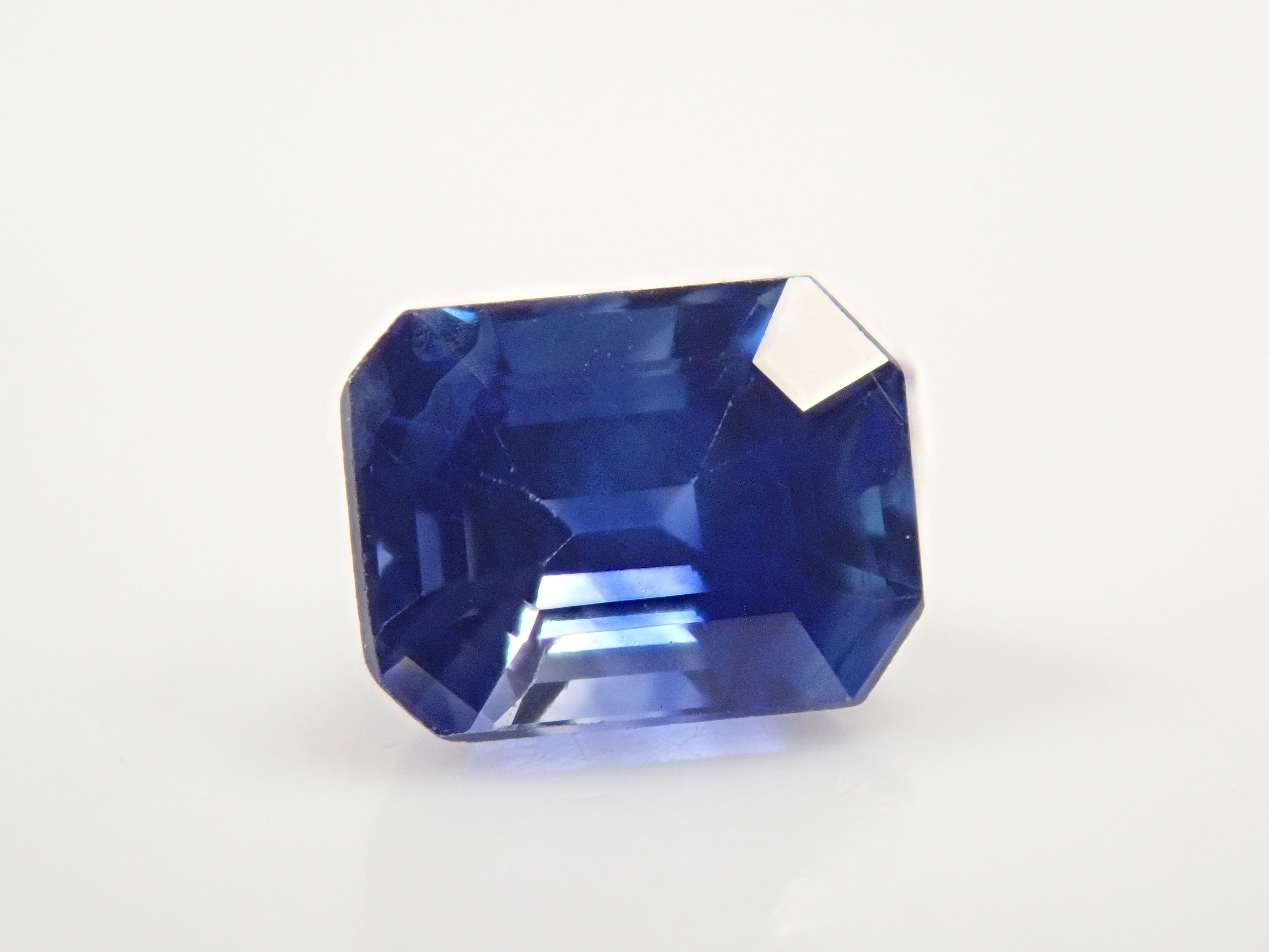【12562678掲載】スリランカ産ブルーサファイア 0.517ctルース