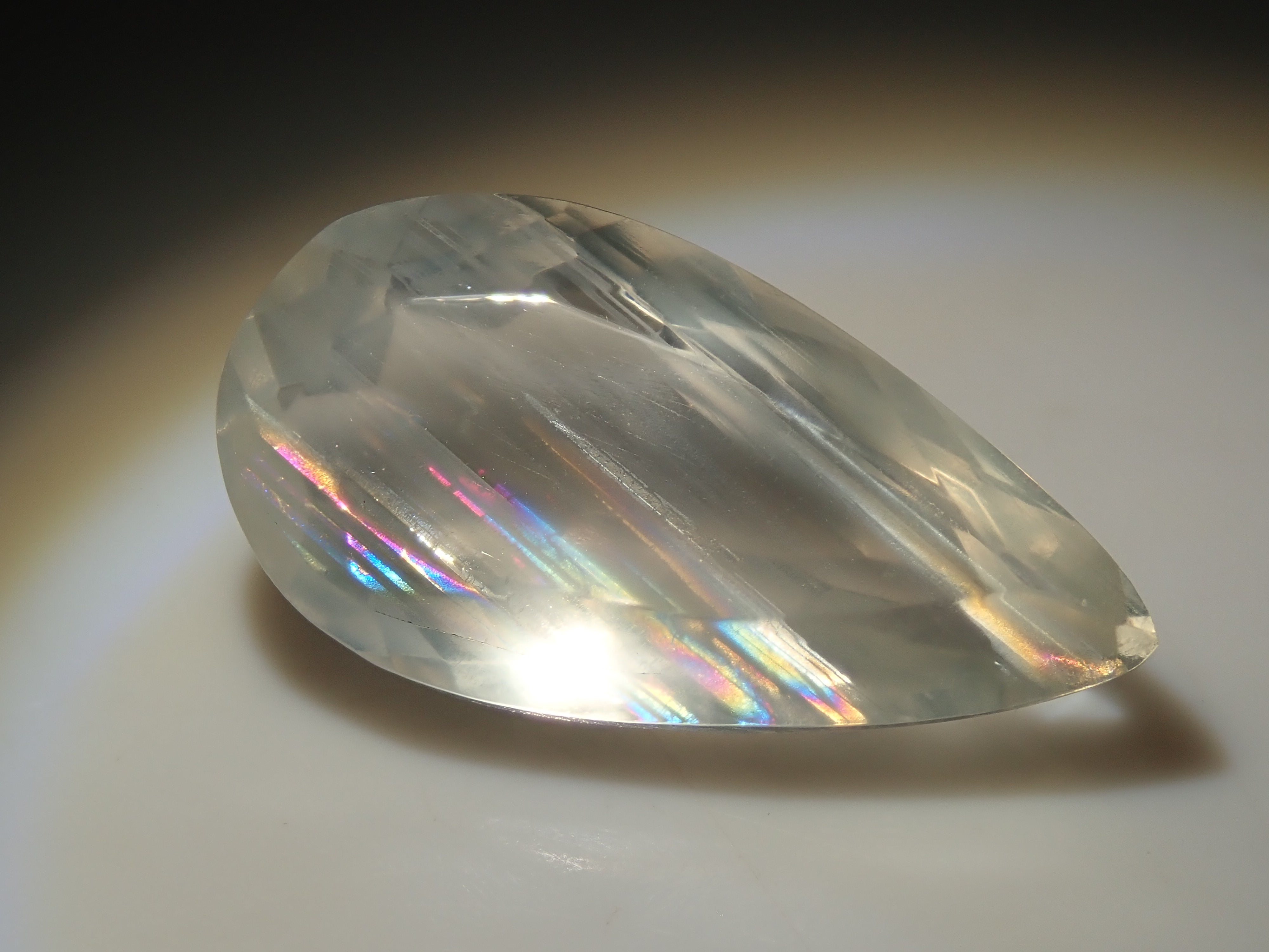 【12562642掲載】マラウイ産ムーンストーン（マラウイムーンストーン） 4.392ctルース