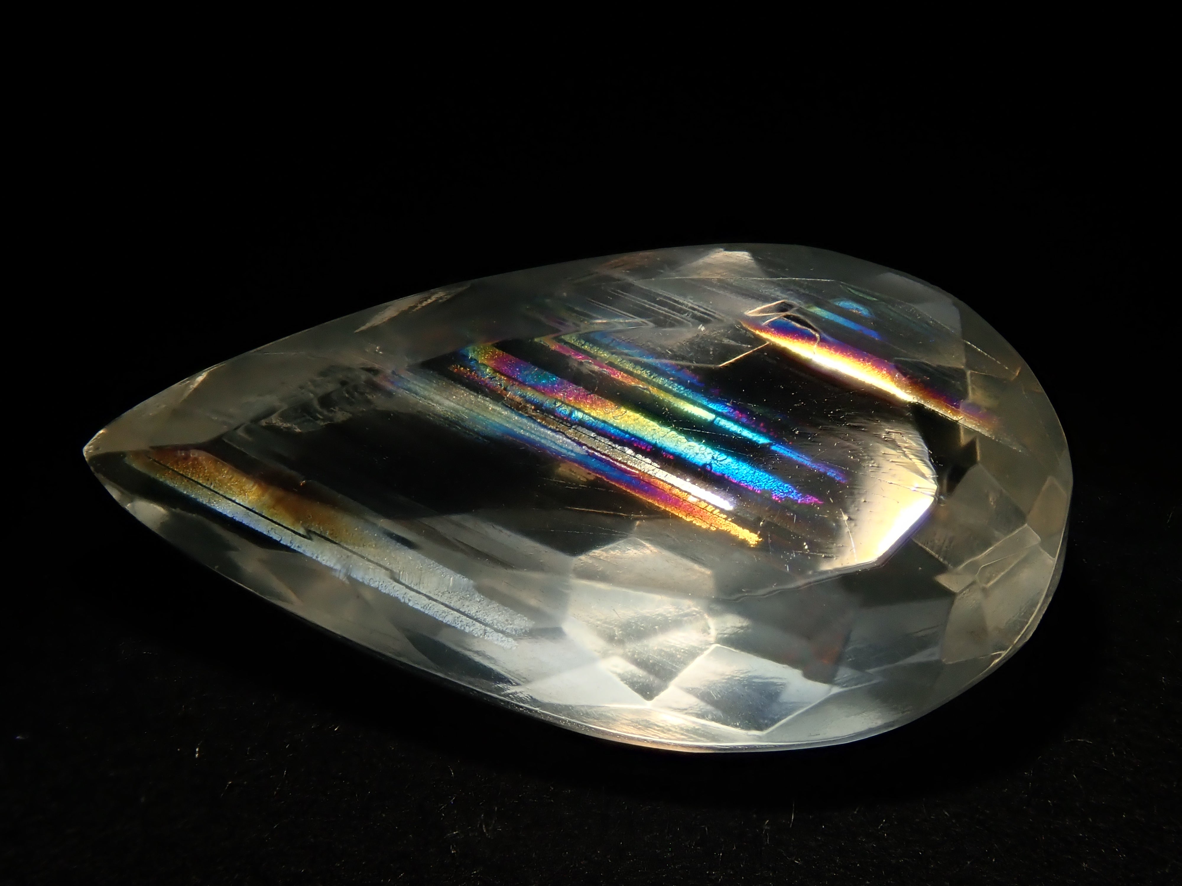 【12562642掲載】マラウイ産ムーンストーン（マラウイムーンストーン） 4.392ctルース