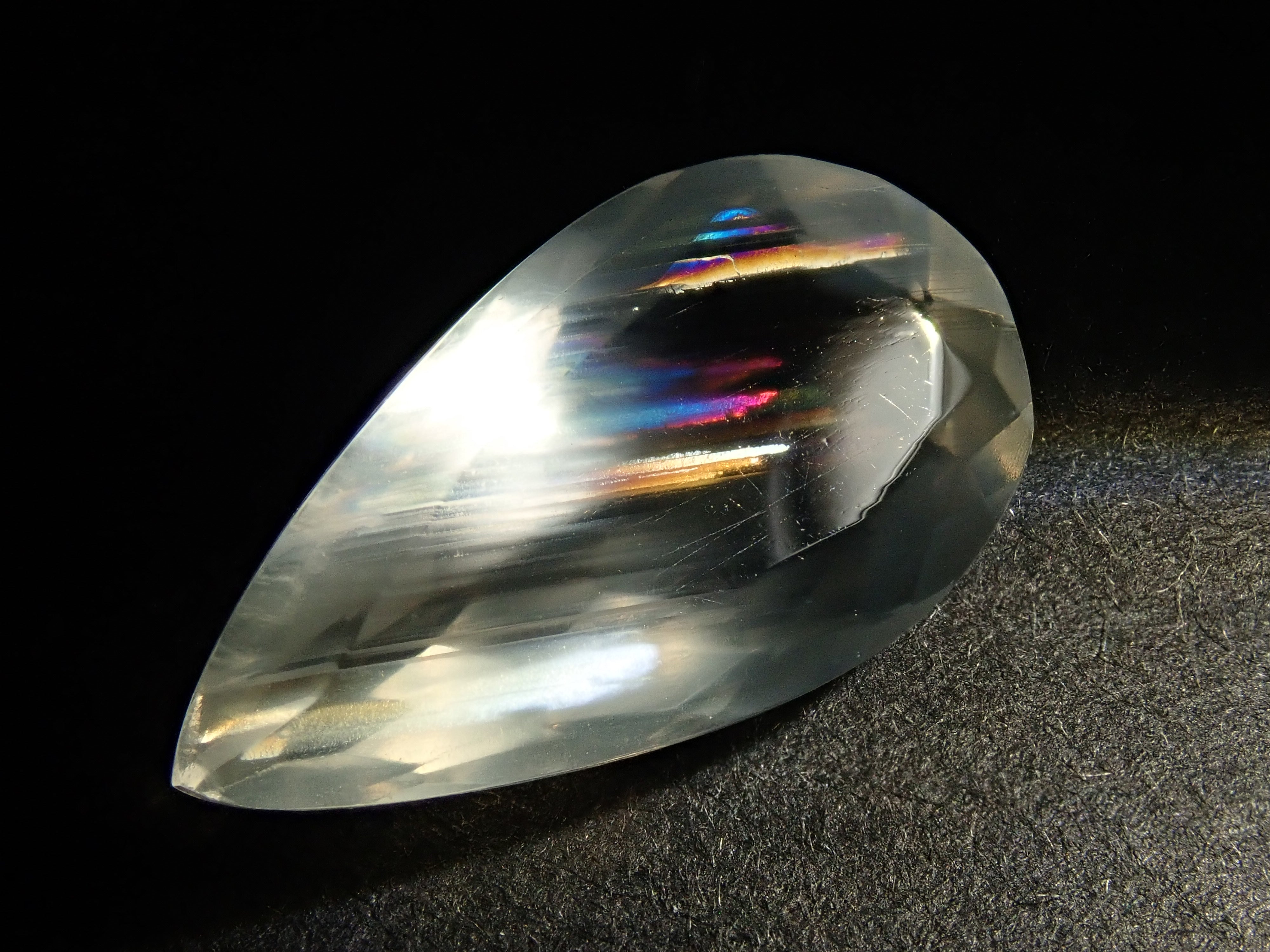 【12562642掲載】マラウイ産ムーンストーン（マラウイムーンストーン） 4.392ctルース