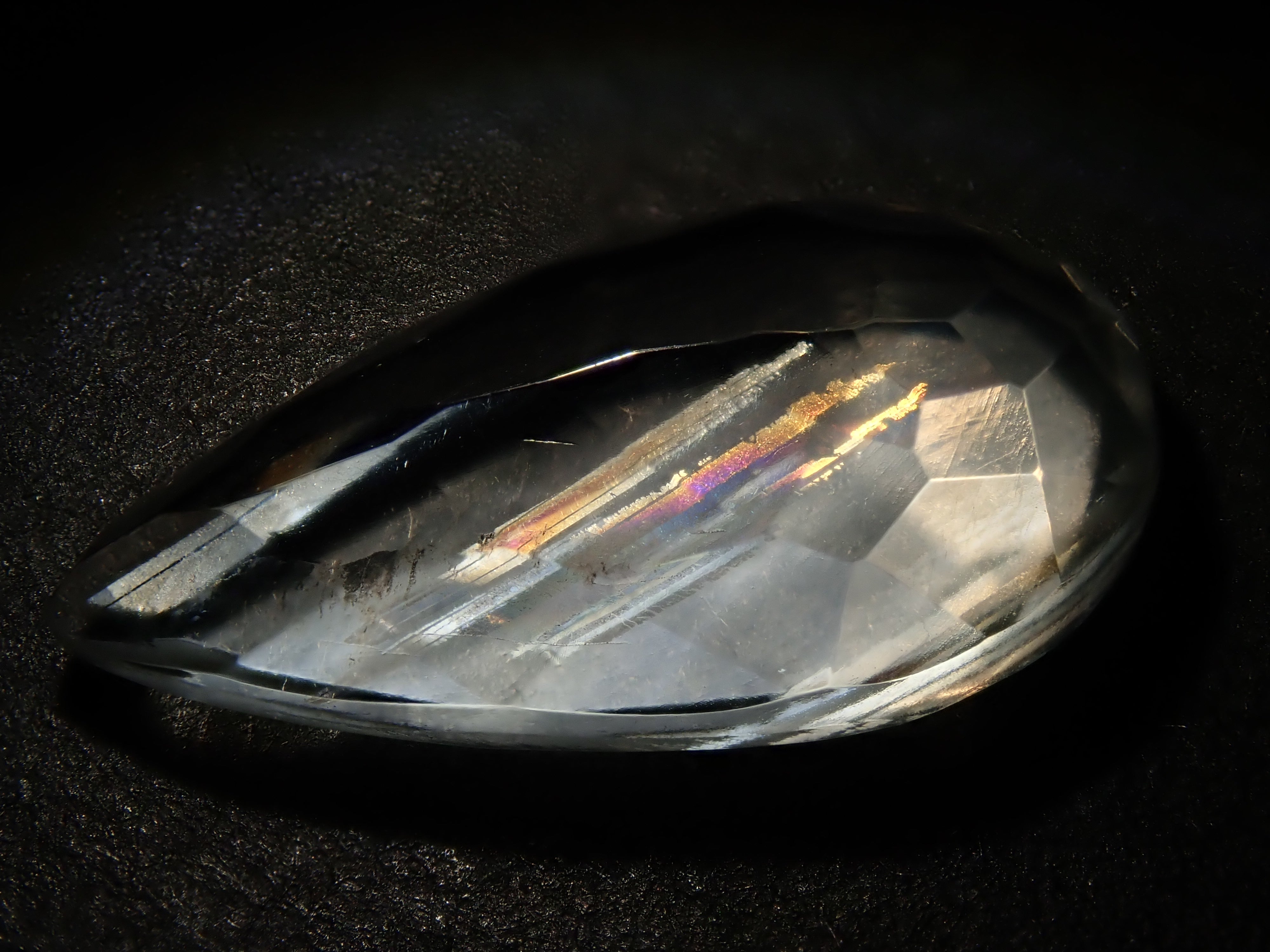 【12562642掲載】マラウイ産ムーンストーン（マラウイムーンストーン） 4.392ctルース