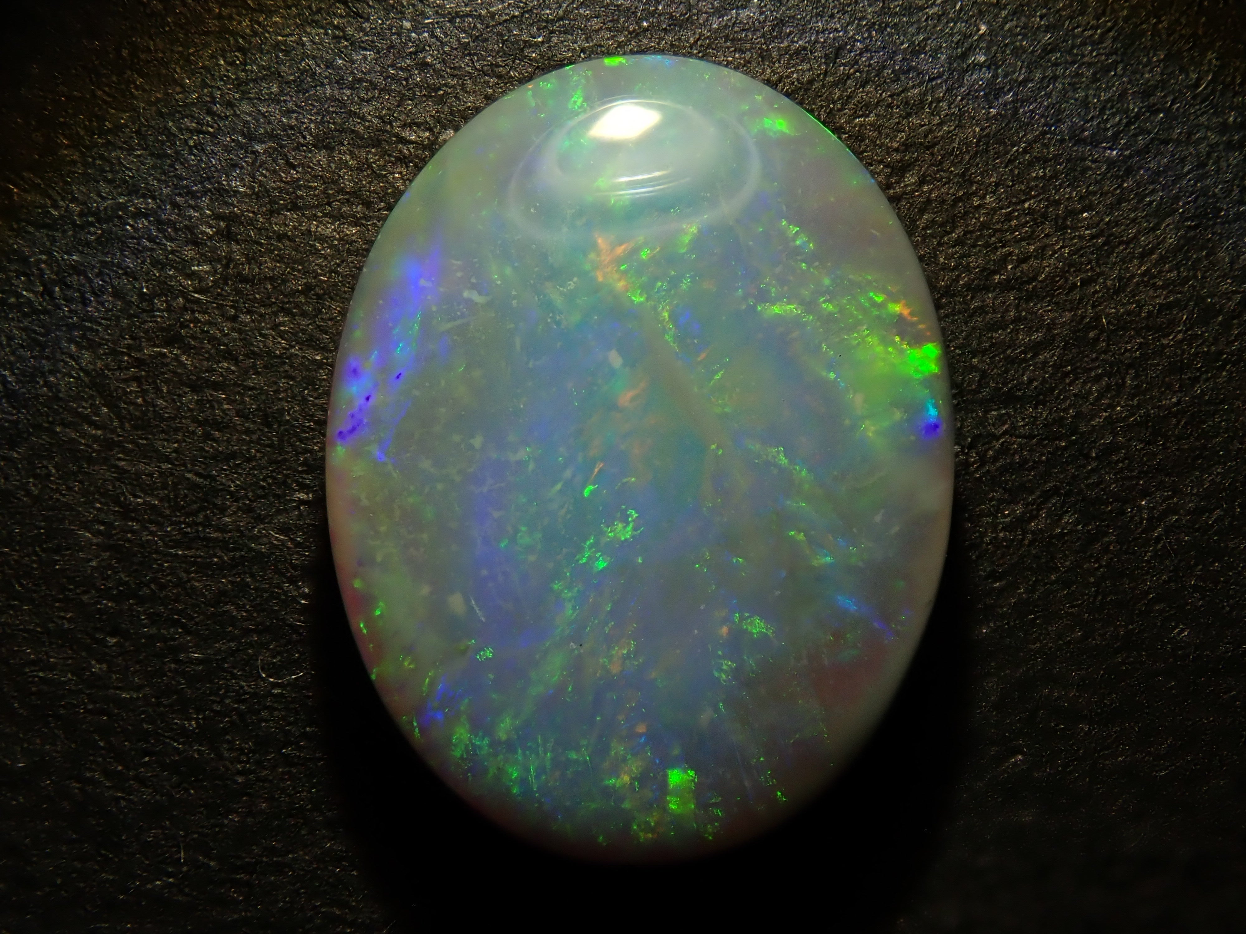 【12/13 22時販売】《限定9石》オーストラリア産ブラックオパール（セミブラックオパール含む）ガチャ1石ルース（おまけホワイトオパール1石付き）《複数購入割引有》