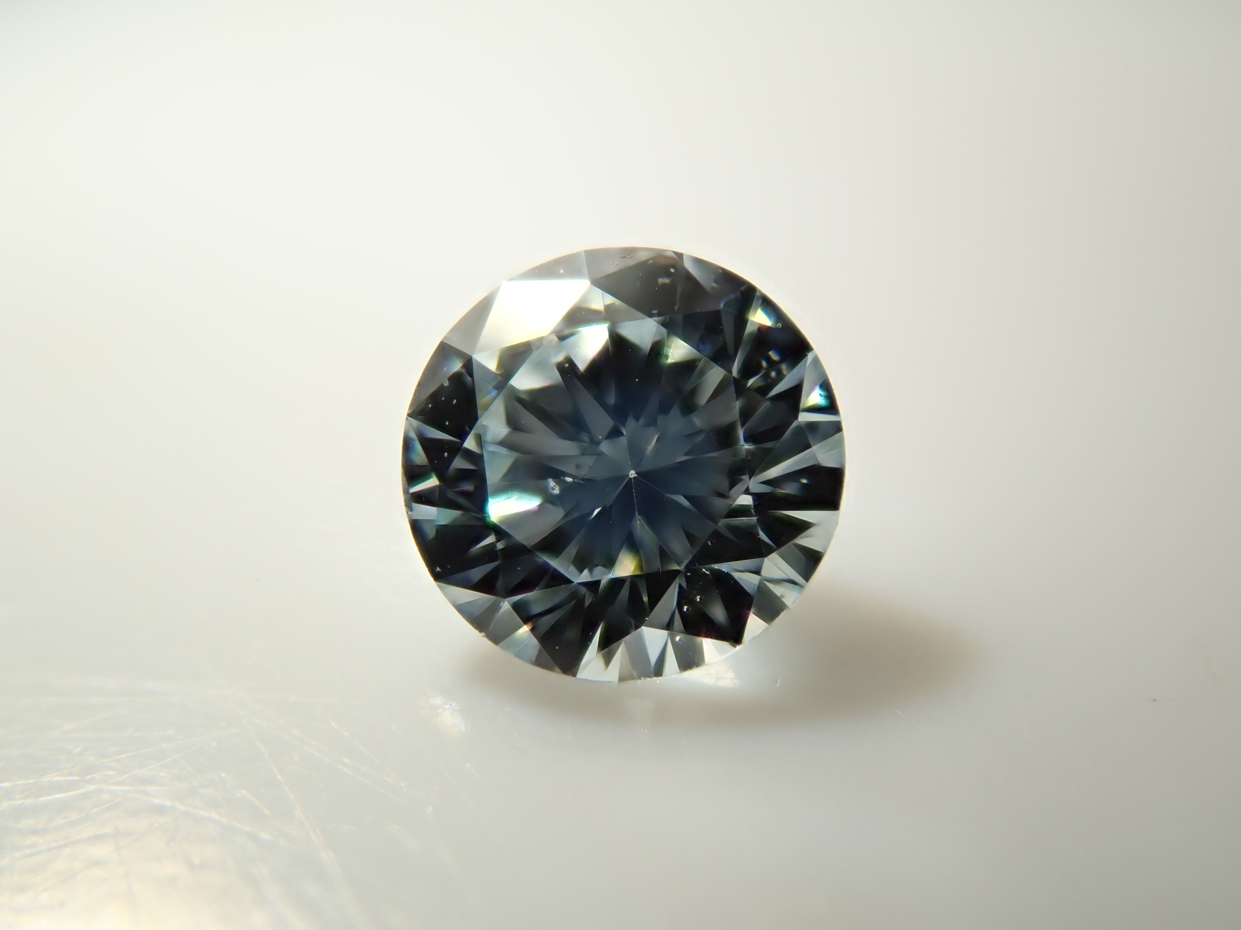 アイスブルーダイヤモンド 3.0mm/0.090ctルース（Undetermined） GIA