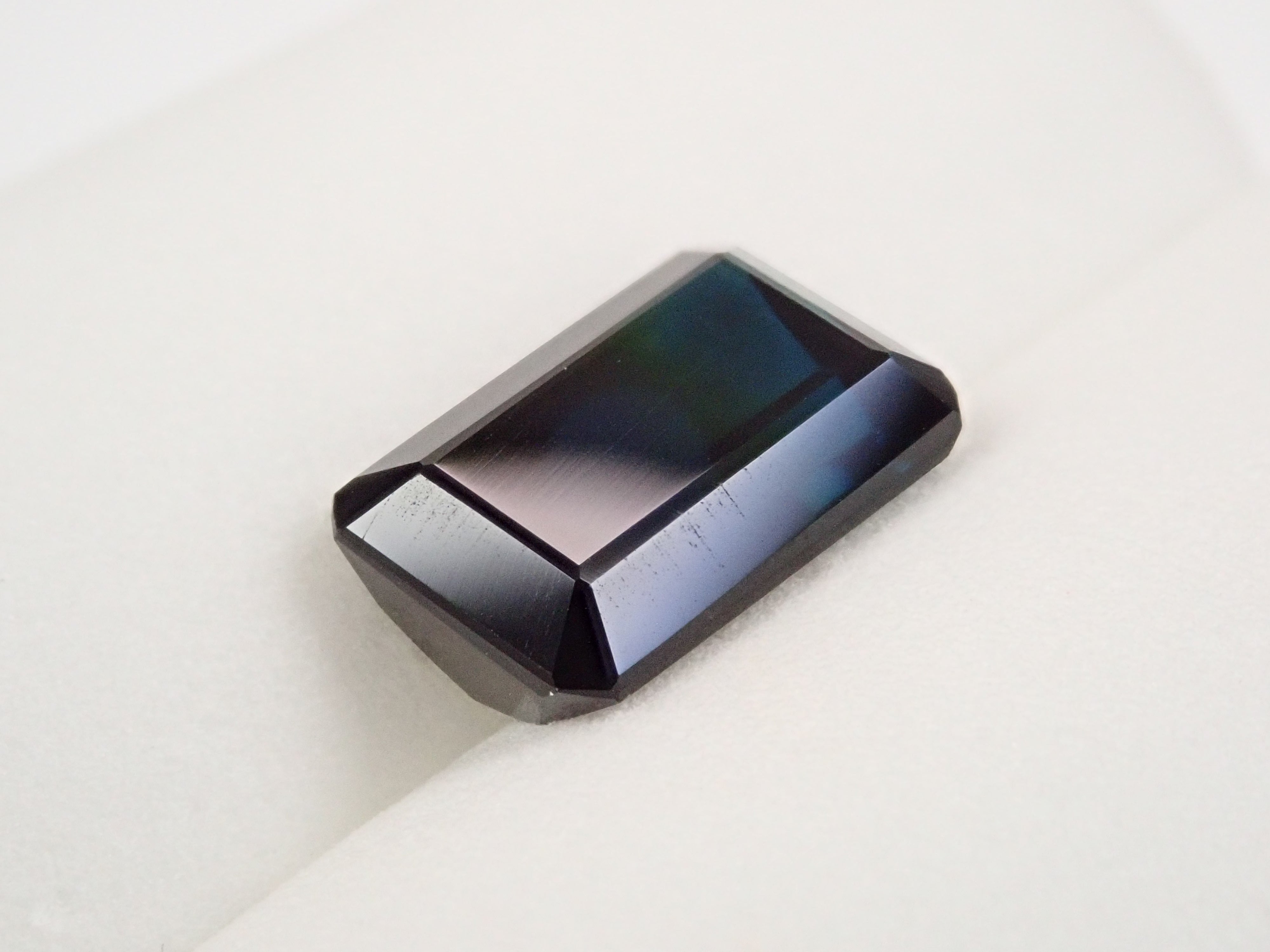 ブラジル産バイカラートルマリン 4.554ctルース 鑑別書