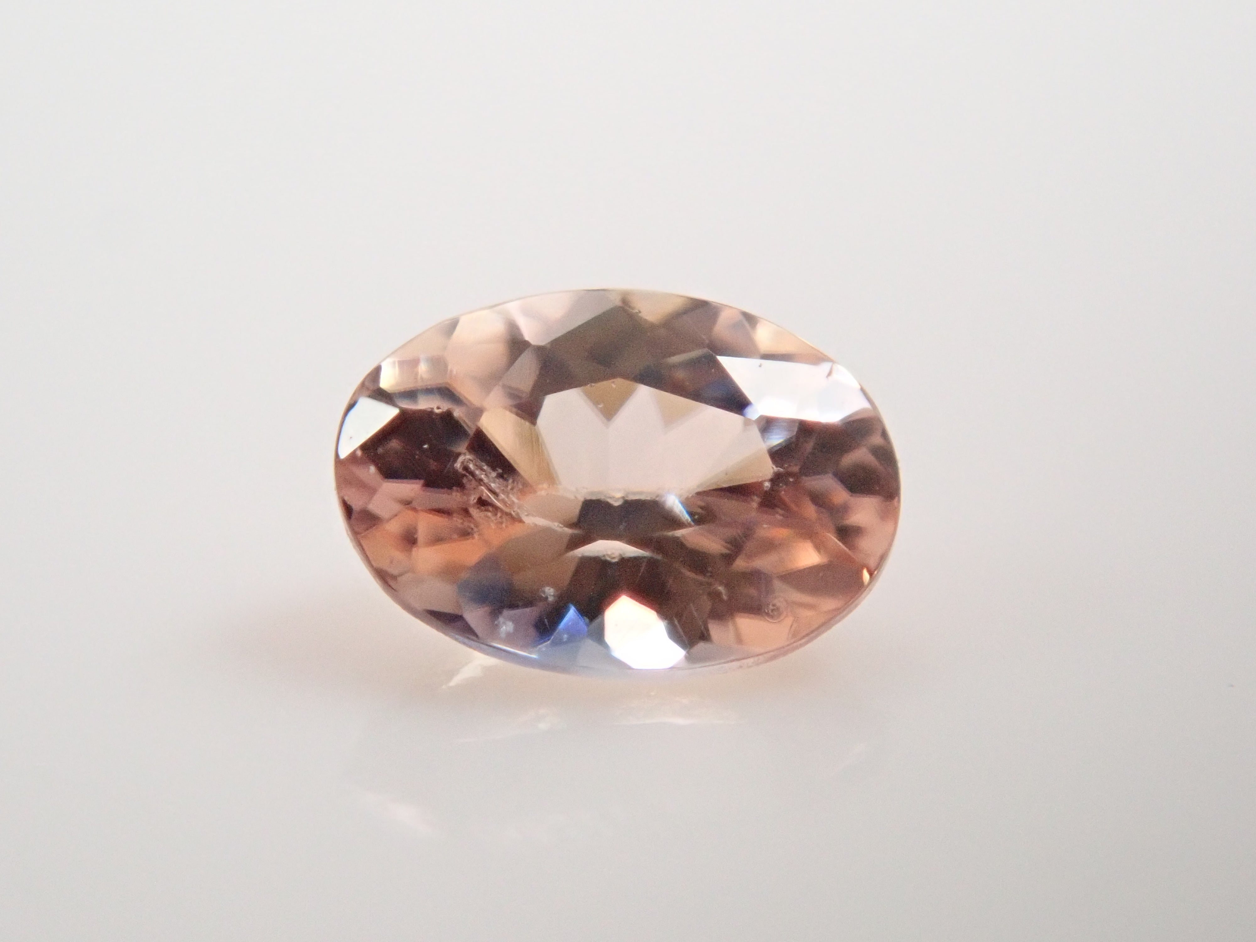 アメリカ産オレンジベニトアイト（ピーチベニトアイト） 0.135ctルース 鑑別書