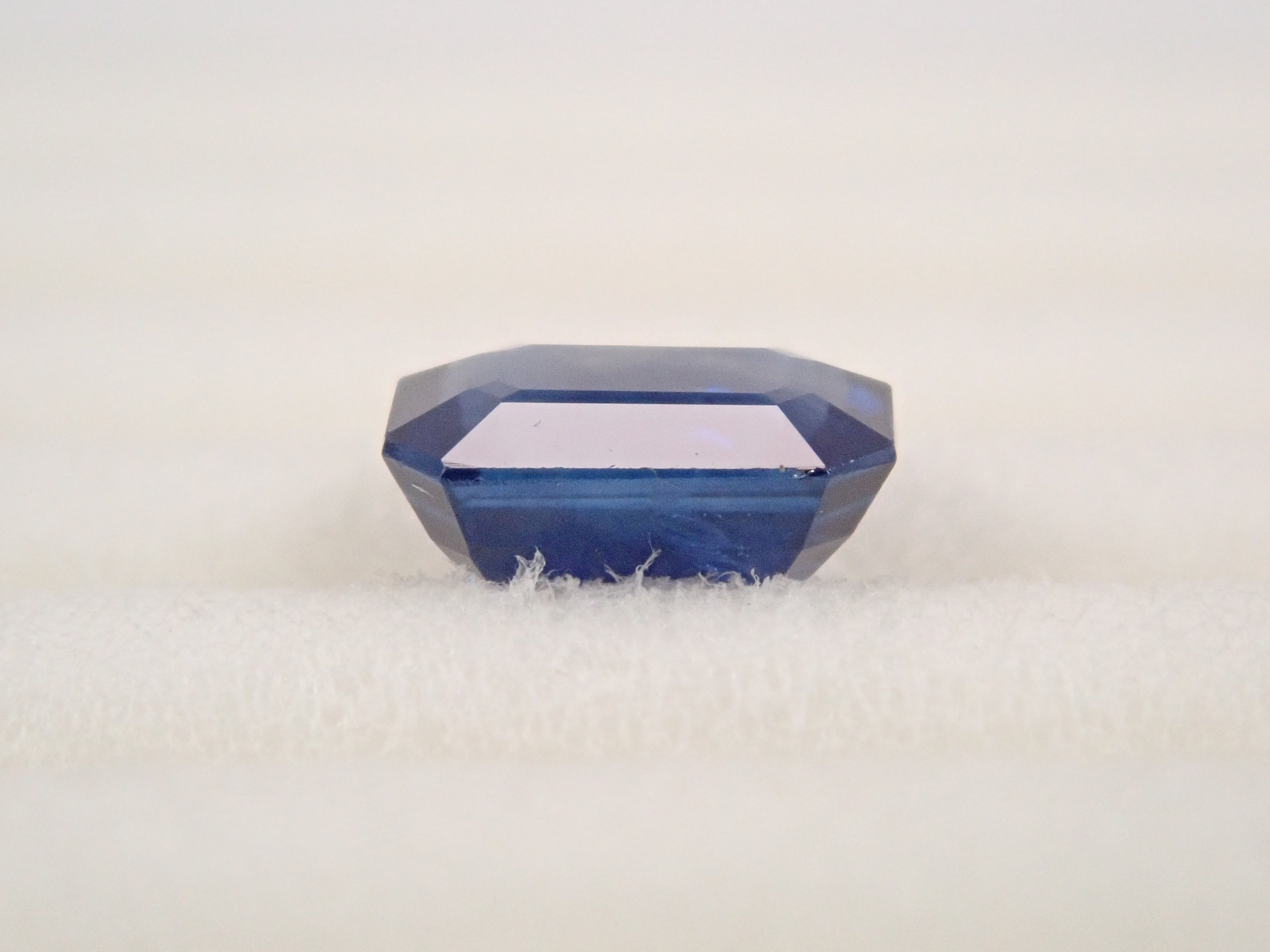 【12562675掲載】スリランカ産ブルーサファイア 0.442ctルース