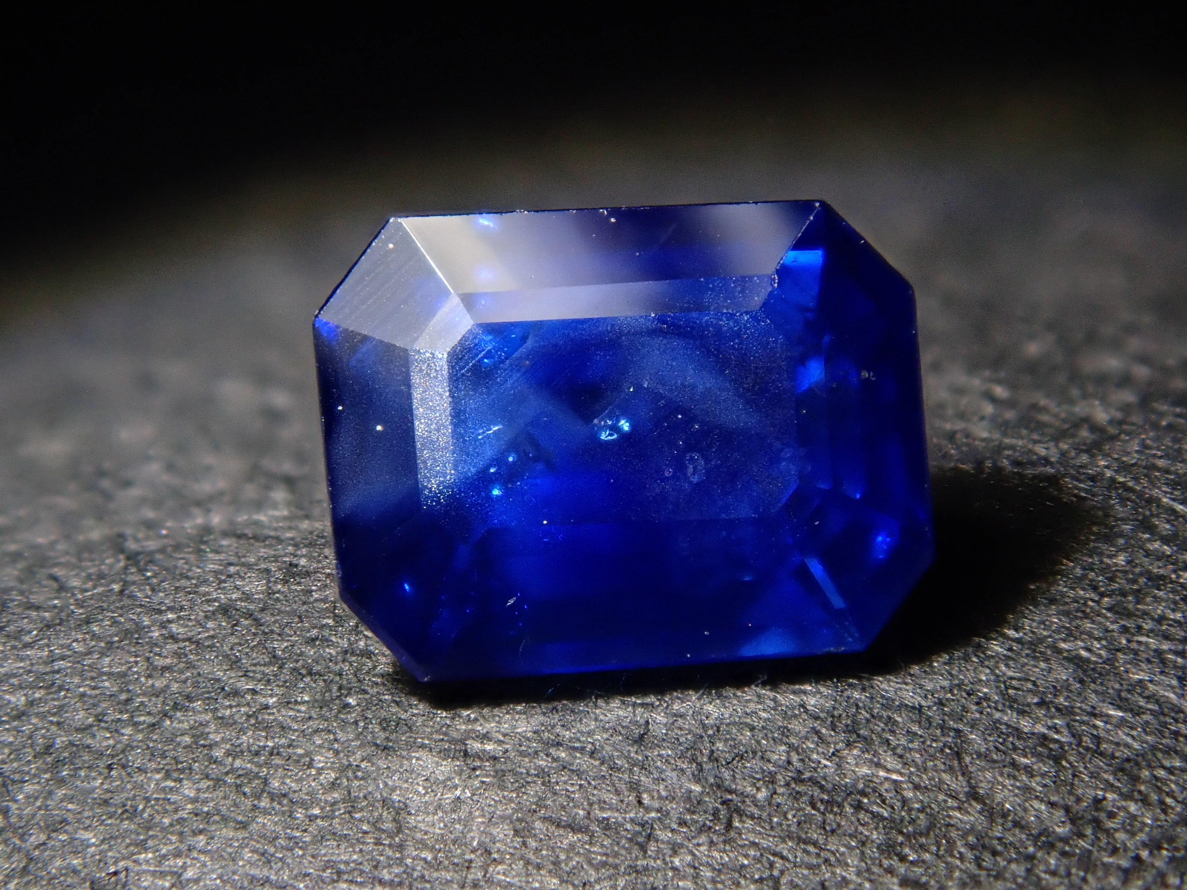 【12562675掲載】スリランカ産ブルーサファイア 0.442ctルース