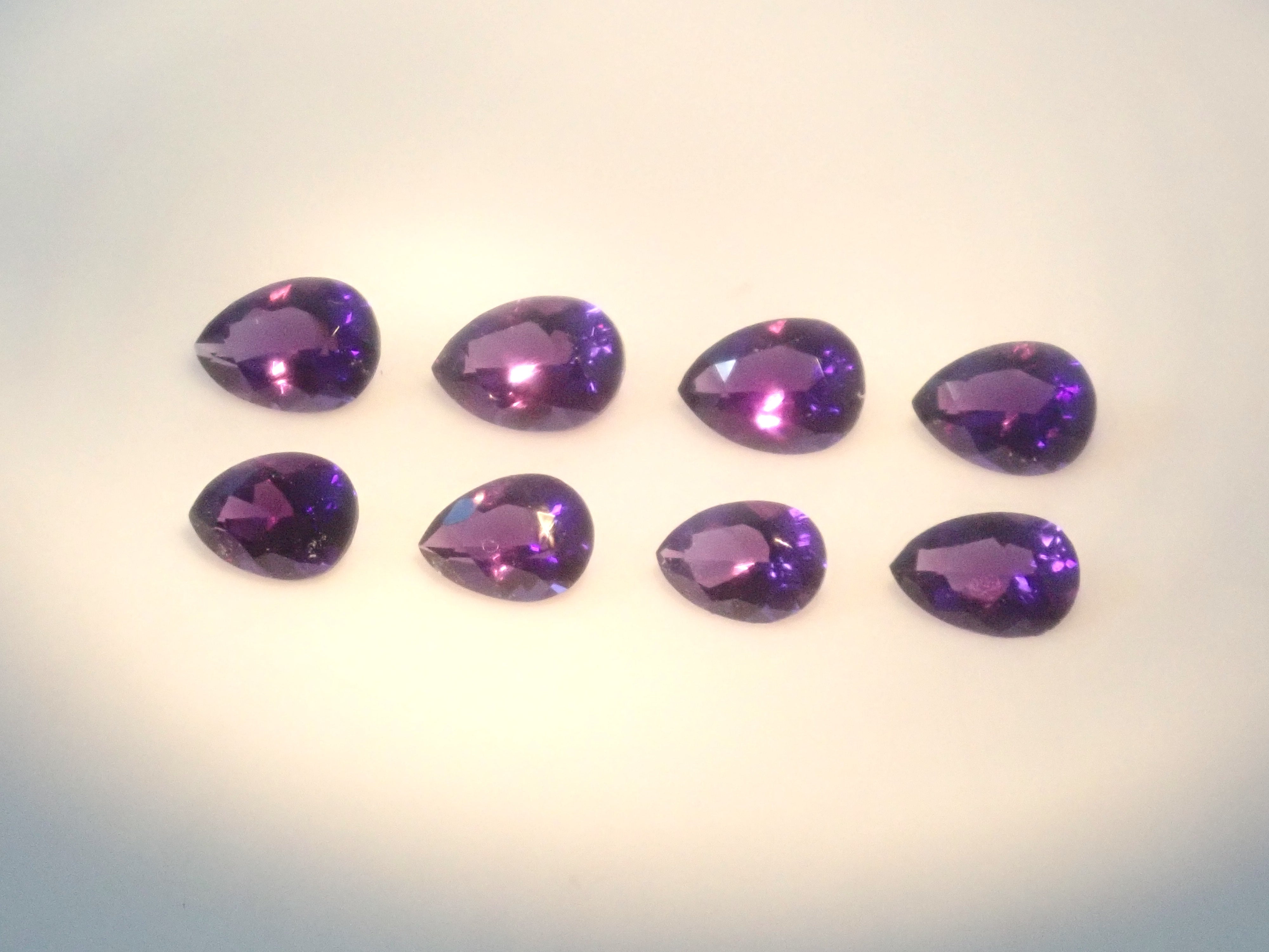 【5/3 22時販売】《限定9石》通常22,800円の中野誠氏の金平糖カット3.49ctやサンジェ氏カットを含むカラーシフトアメジストガチャ《複数購入割引有》