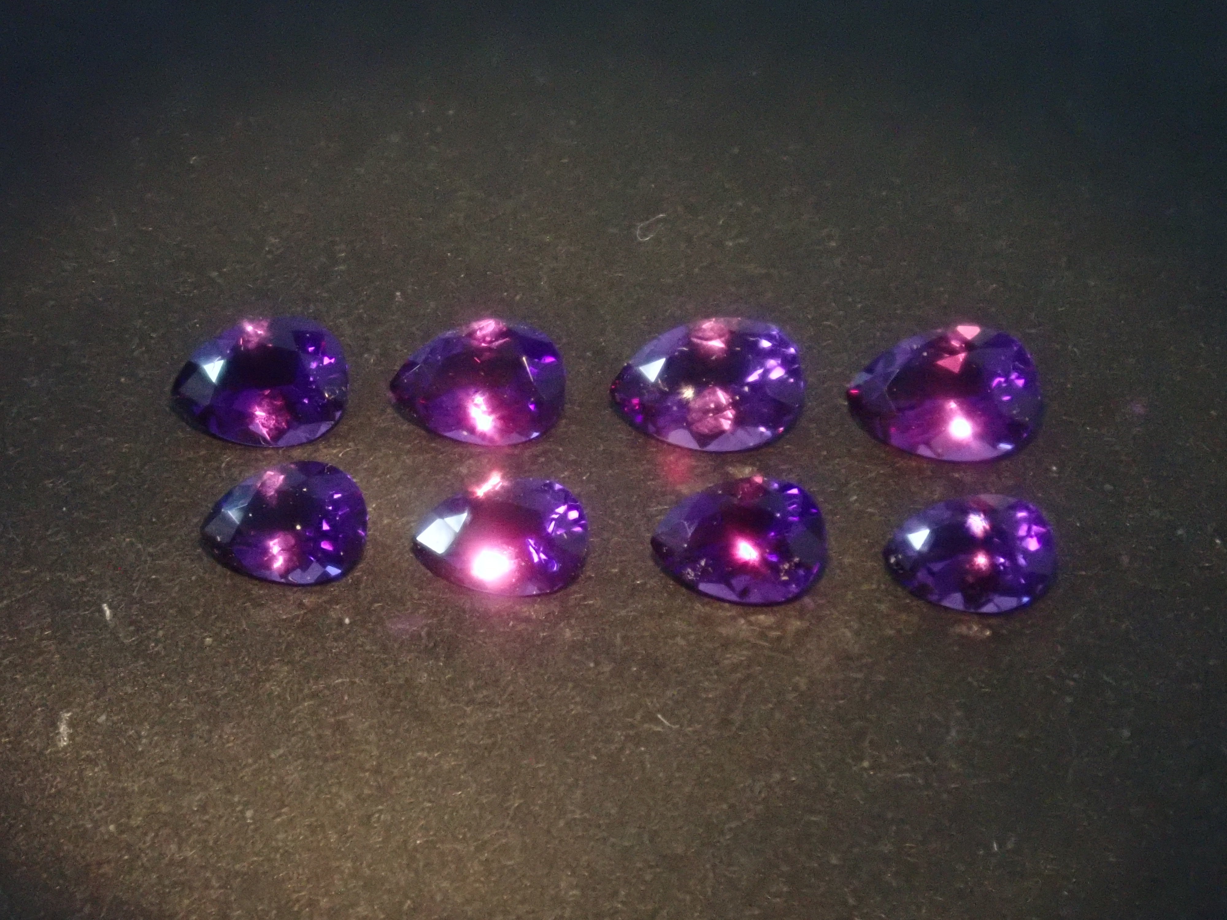 【5/3 22時販売】《限定9石》通常22,800円の中野誠氏の金平糖カット3.49ctやサンジェ氏カットを含むカラーシフトアメジストガチャ《複数購入割引有》