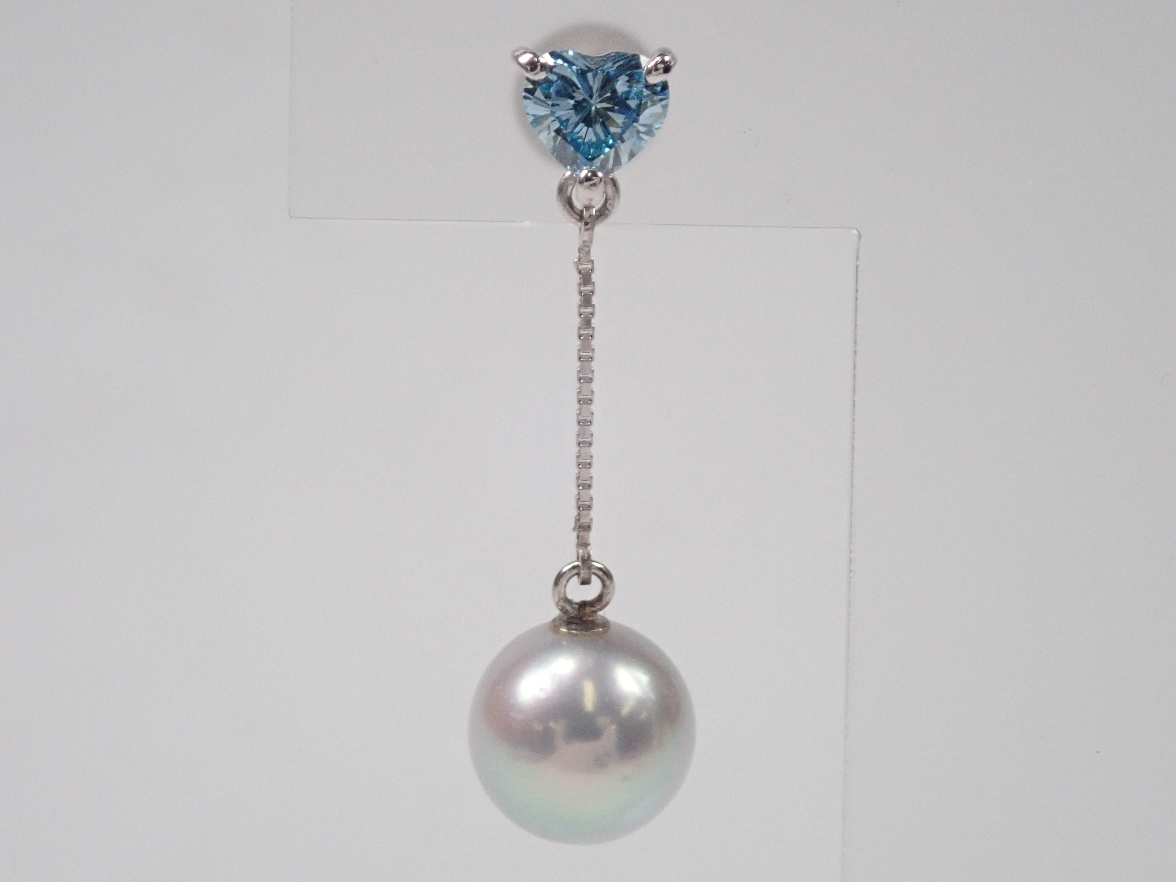 Pt900アイスブルーダイヤモンド0.333ct 0.333ct ピアス