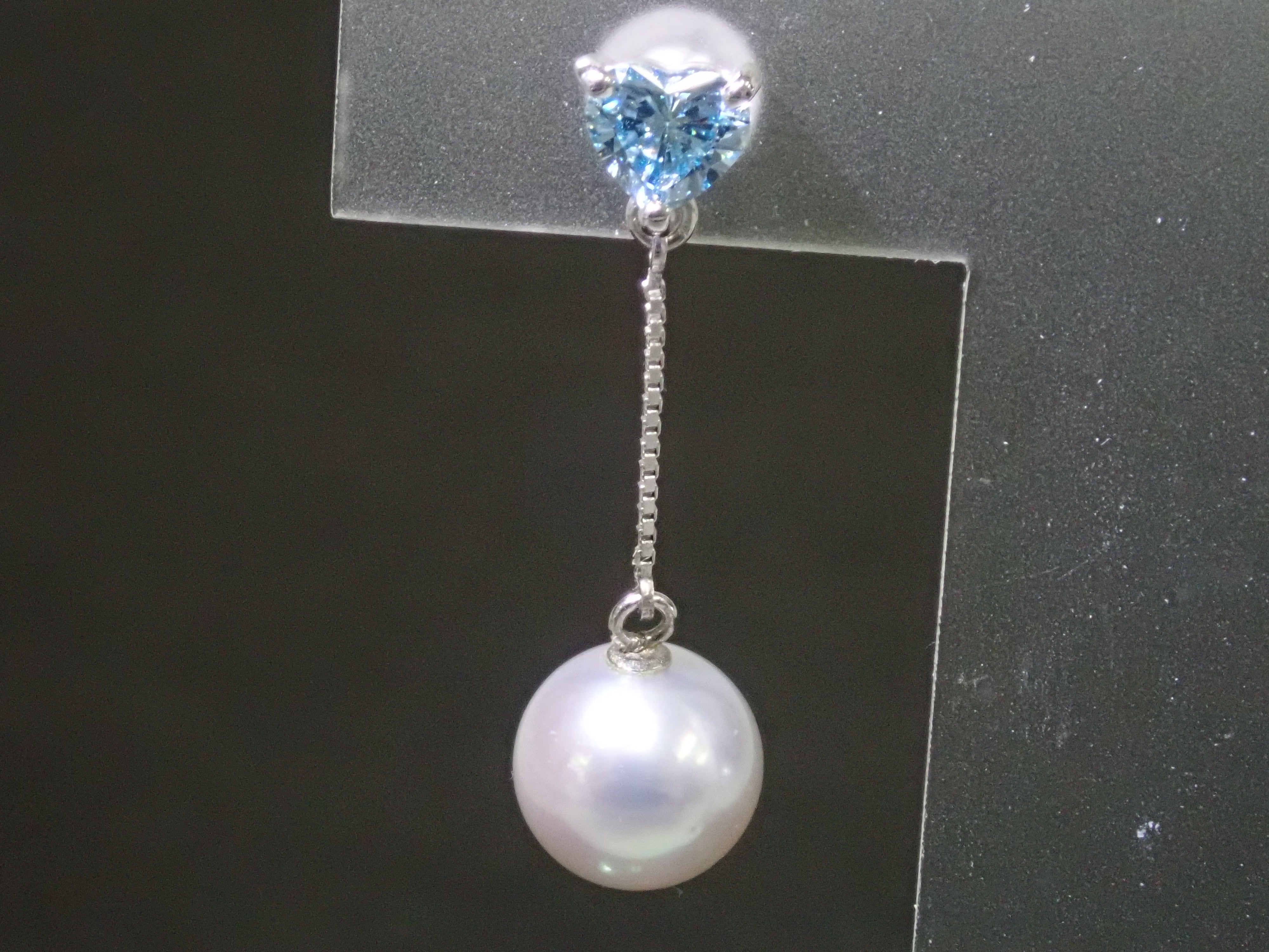 Pt900アイスブルーダイヤモンド0.333ct 0.333ct ピアス