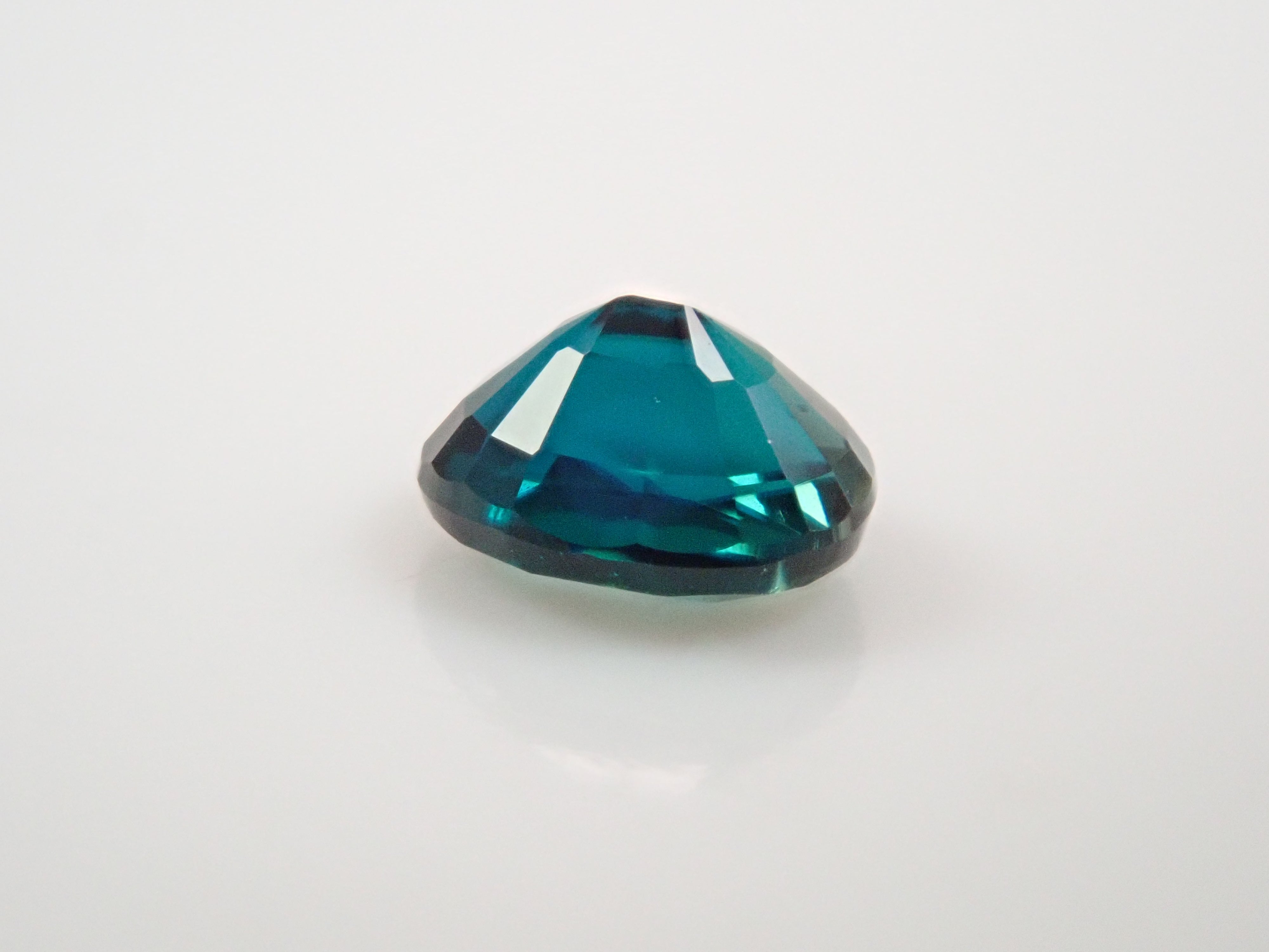 【12562657掲載】マダガスカル産グランディディエライト 0.163ctルース