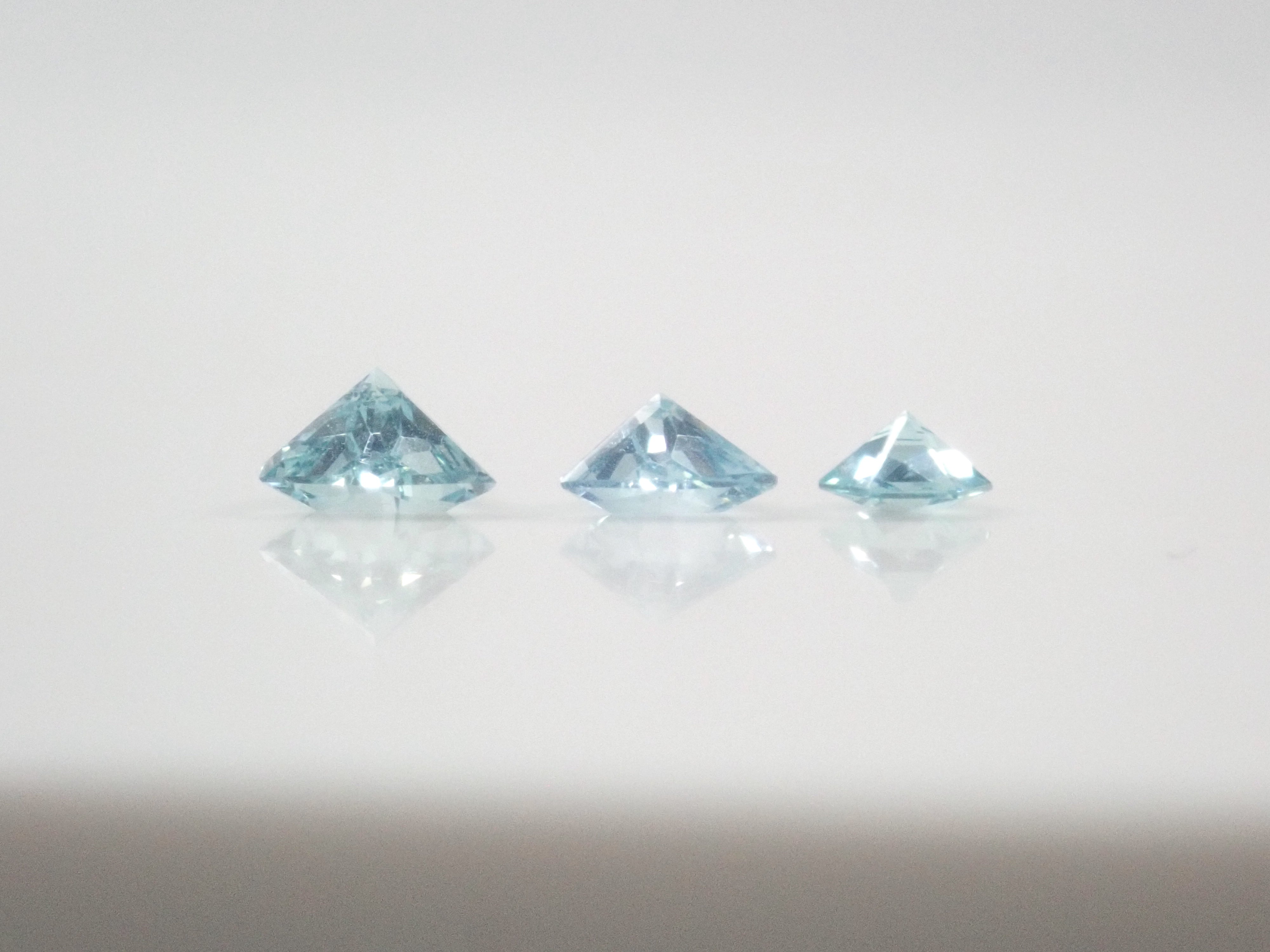 [Sale starts 10PM on 4/25] Limited to 9 Stones! Blue Gem Gacha💎Paraiba Tourmaline (CuO: 2.2%, MnO: 3.5%), Hauyne, Benitoite, Apatite (Multi-purchase discount available)
