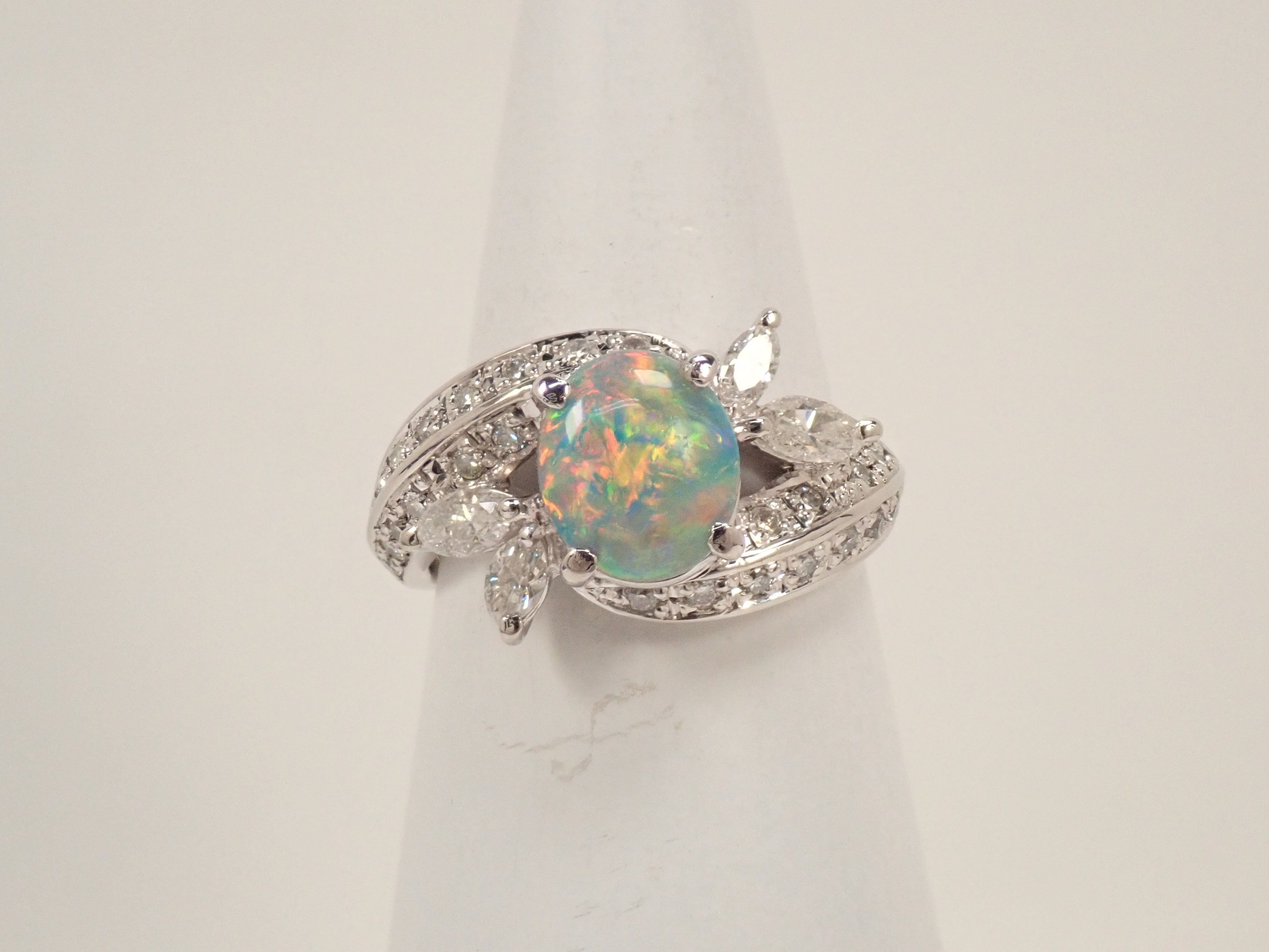 【22602547掲載】【カラフリ】Pt900 ブラックオパール 1.24ct リング