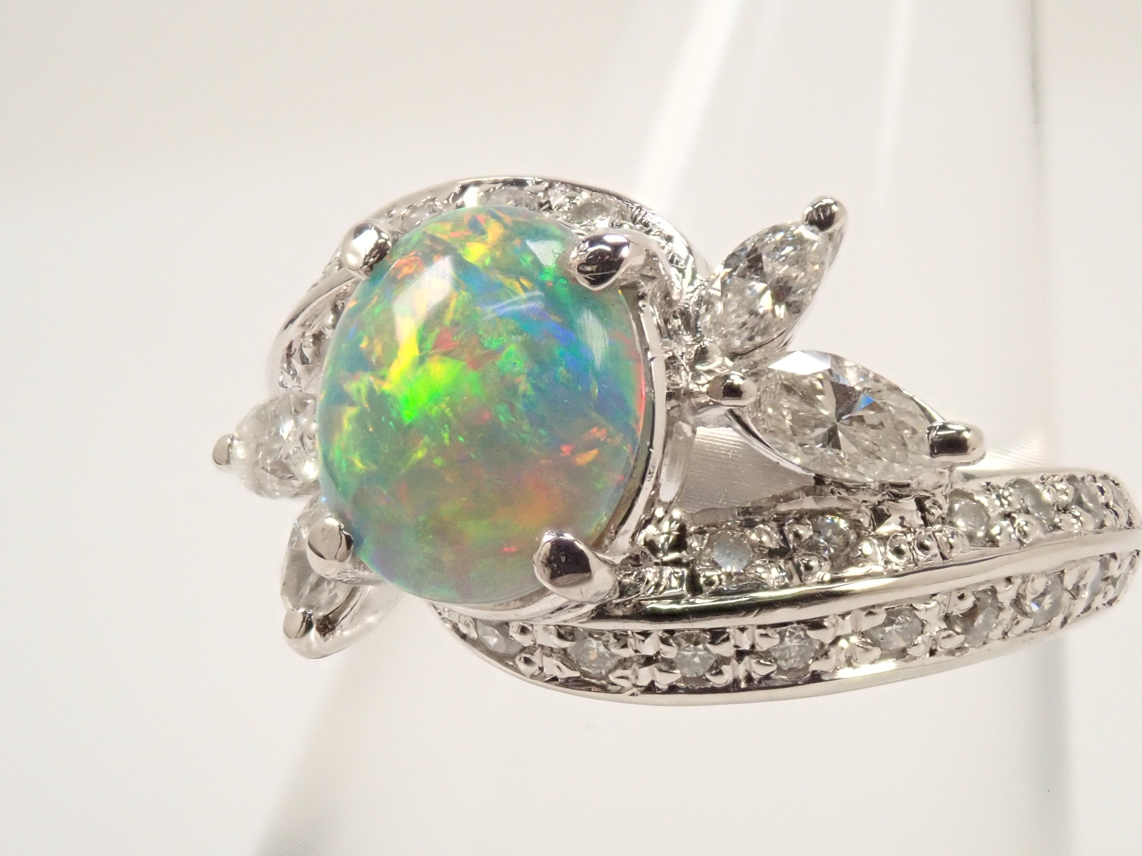 カラフリ】Pt900 ブラックオパール 1.24ct リング