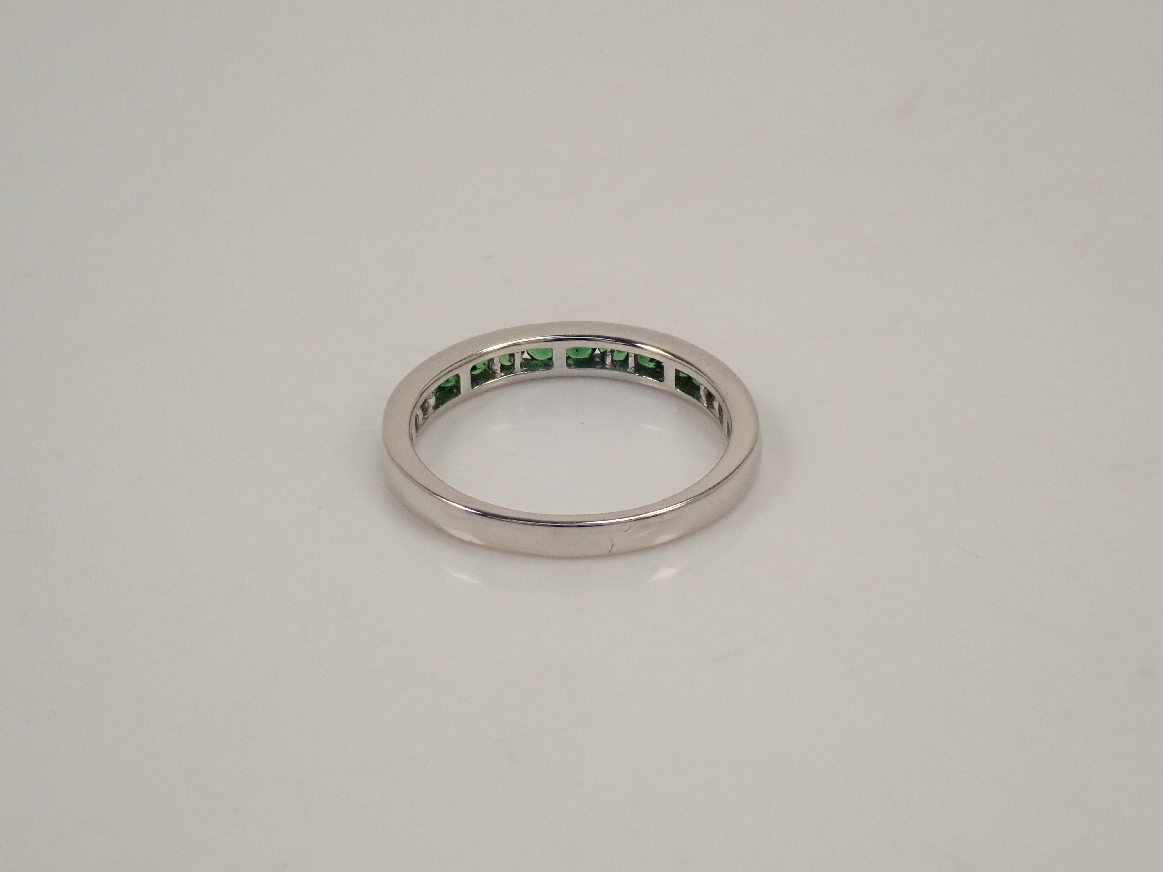 【22602546掲載】【カラフリ】K18WG ツァボライト 0.57ctct リング