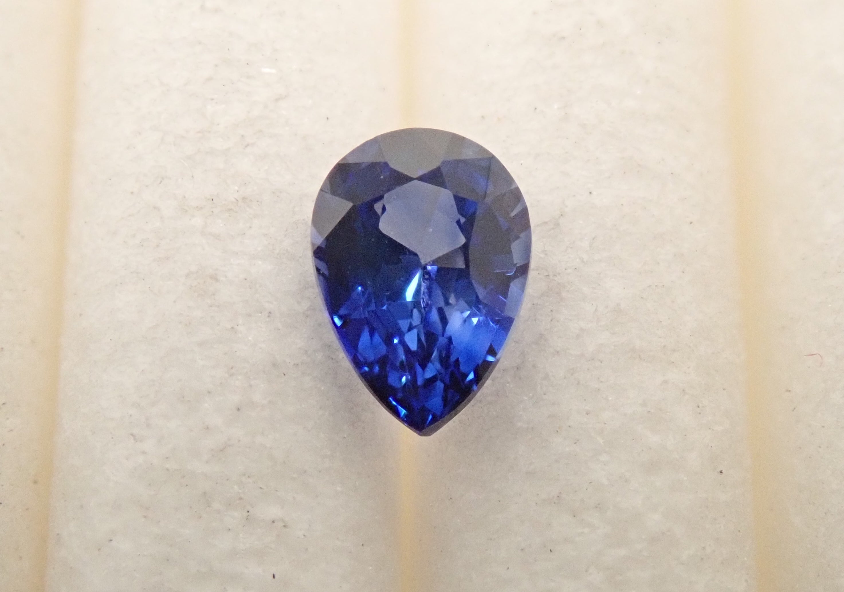 【4/12 22時販売】マダガスカル産ブルーサファイア 0.133ctルース