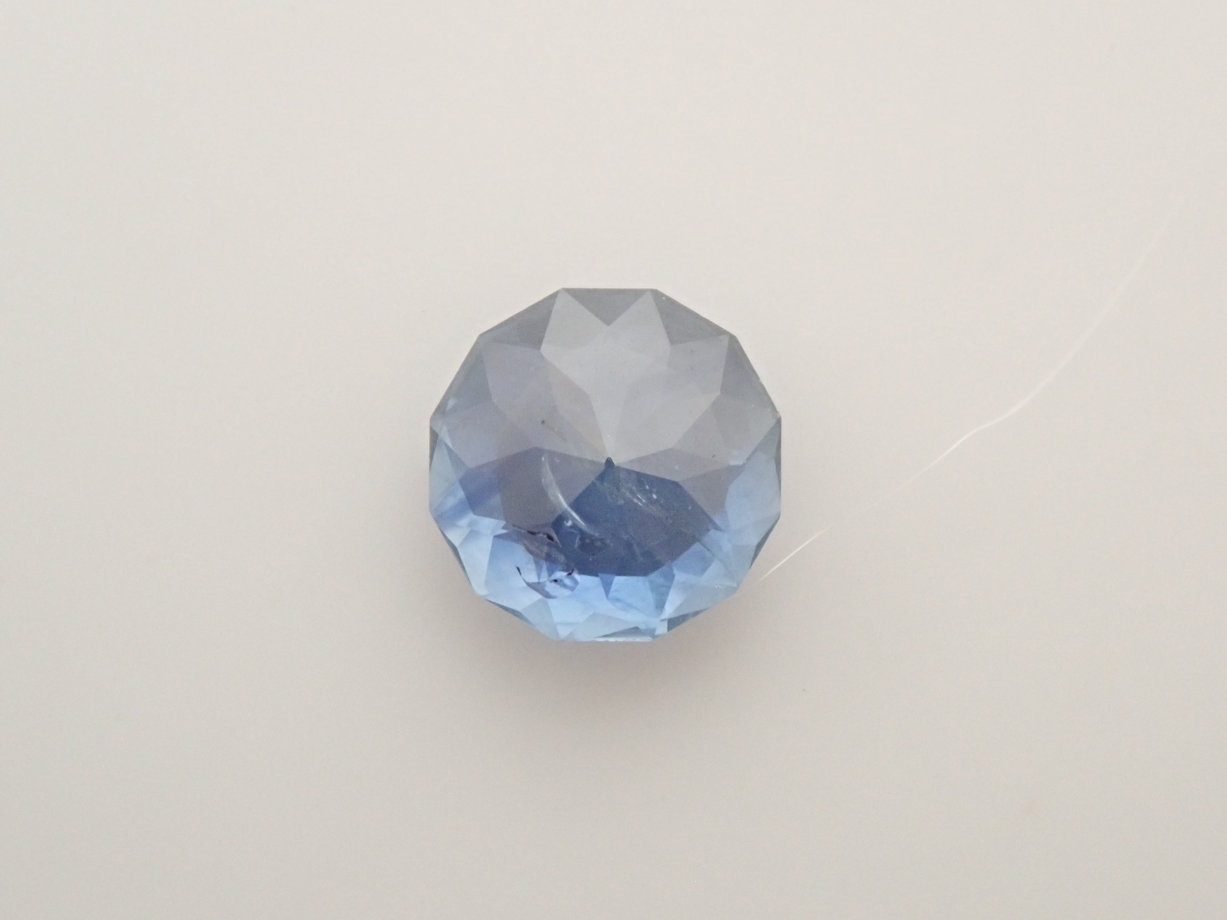 スリランカ産ブルーサファイア 0.826ctルース