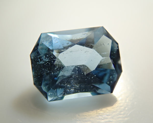 [12551184 已發布] 來自馬達加斯加的海藍寶石 0.196 克拉散裝