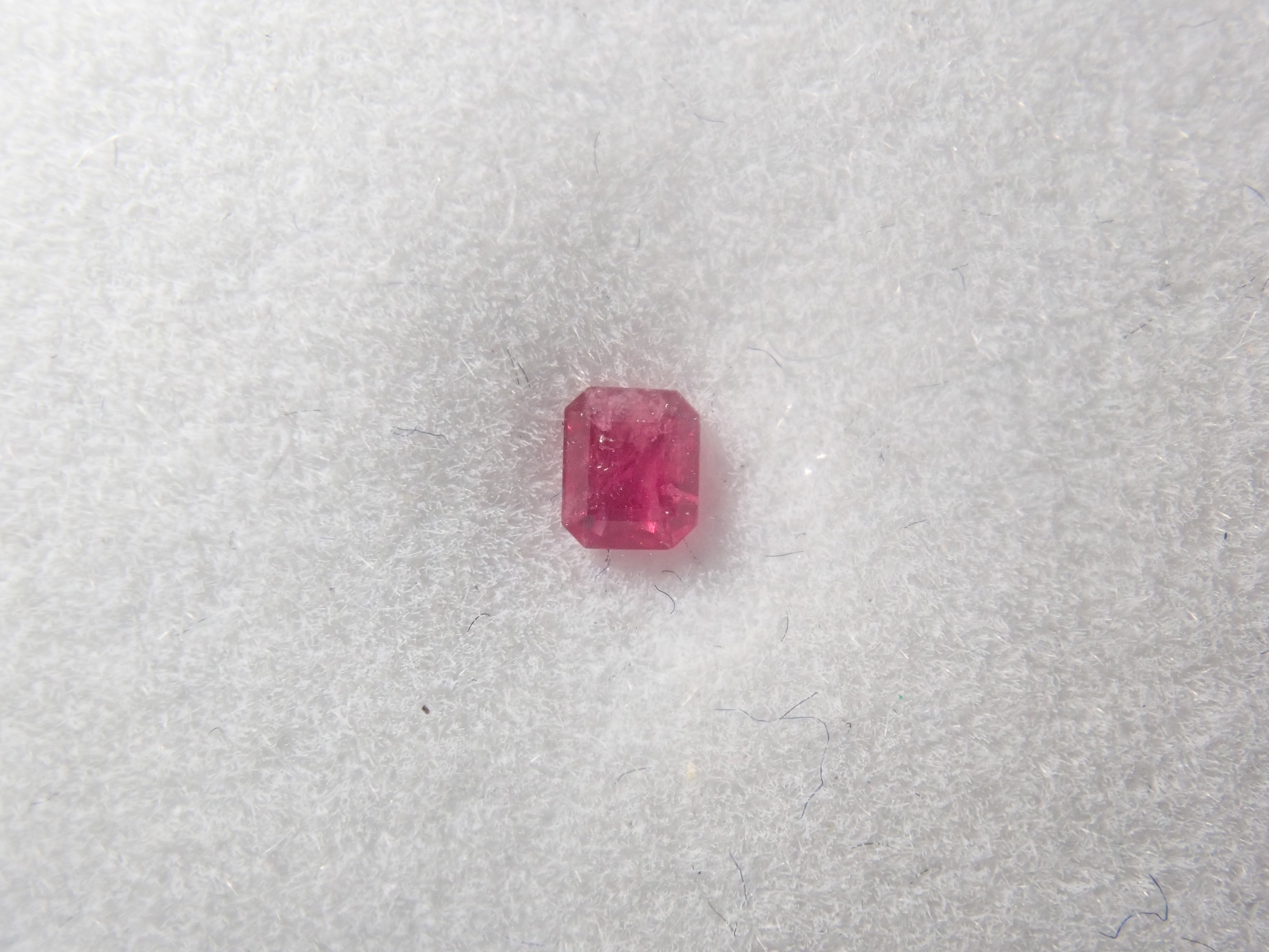 《Limited Edition - Pop-up Event Special》Gem Gacha 💎 Win gems such as red sapphire with a certificate, chameleon diamond, imperial topaz, alexandrite, and gems polished by Mr. Sanje. 《Multiple Purchase Discount Available》