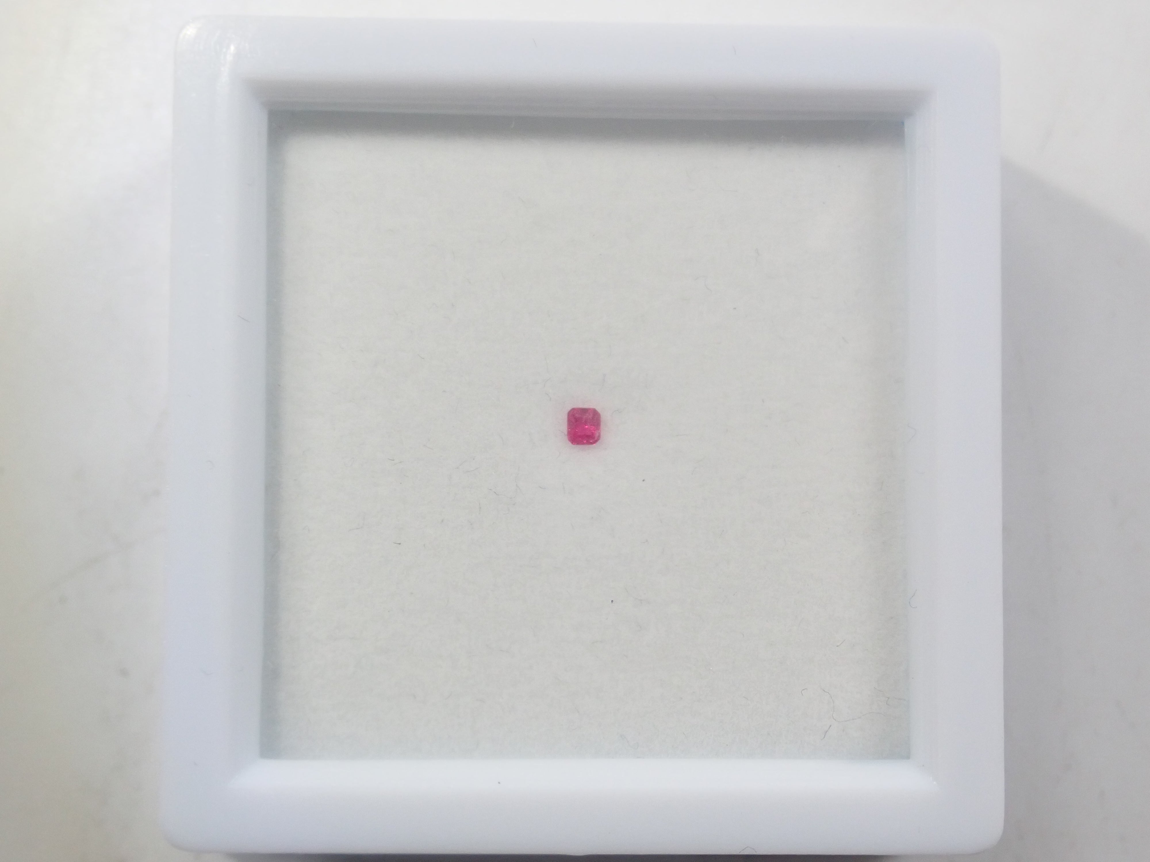 《Limited Edition - Pop-up Event Special》Gem Gacha 💎 Win gems such as red sapphire with a certificate, chameleon diamond, imperial topaz, alexandrite, and gems polished by Mr. Sanje. 《Multiple Purchase Discount Available》