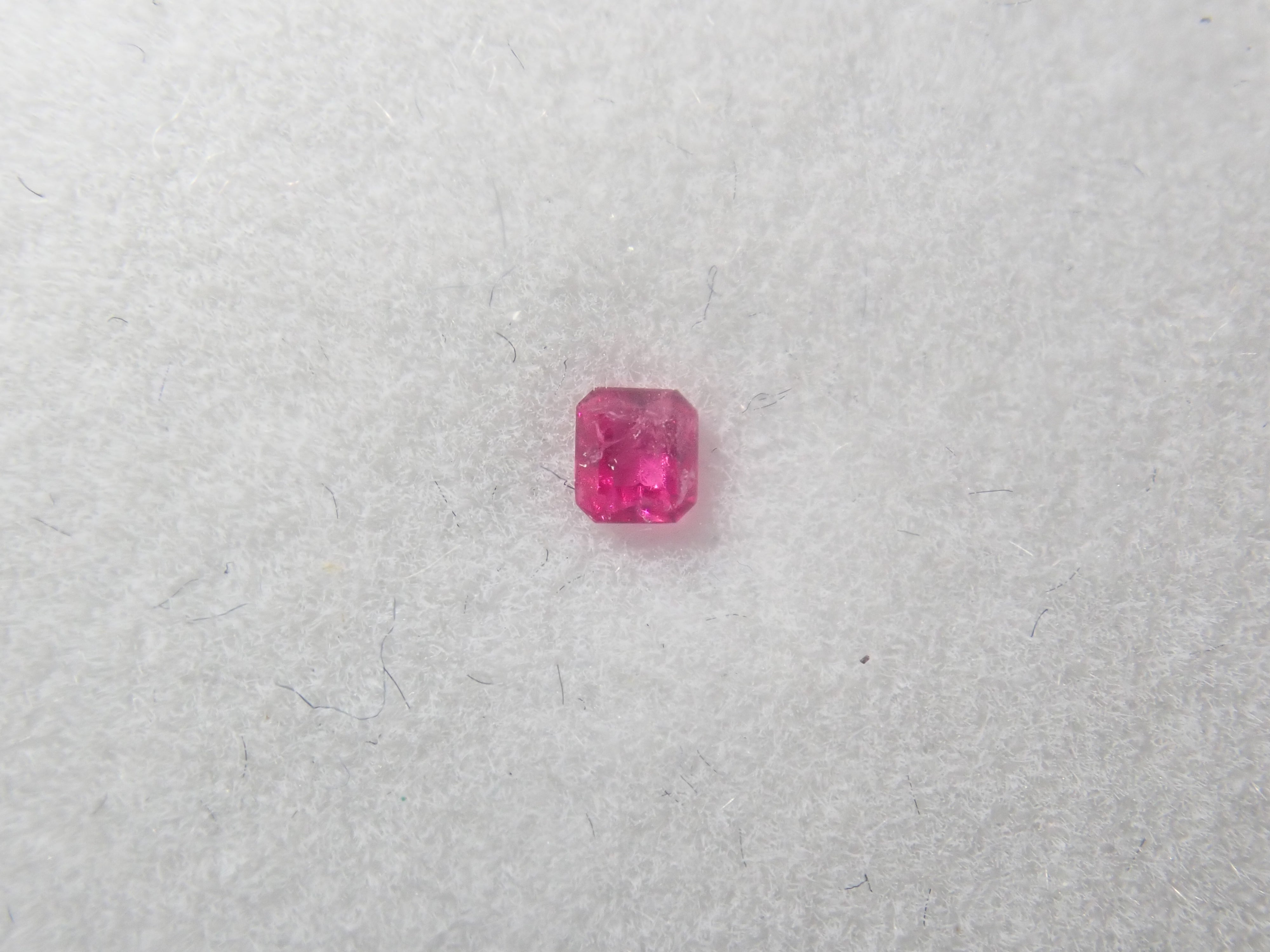 《Limited Edition - Pop-up Event Special》Gem Gacha 💎 Win gems such as red sapphire with a certificate, chameleon diamond, imperial topaz, alexandrite, and gems polished by Mr. Sanje. 《Multiple Purchase Discount Available》