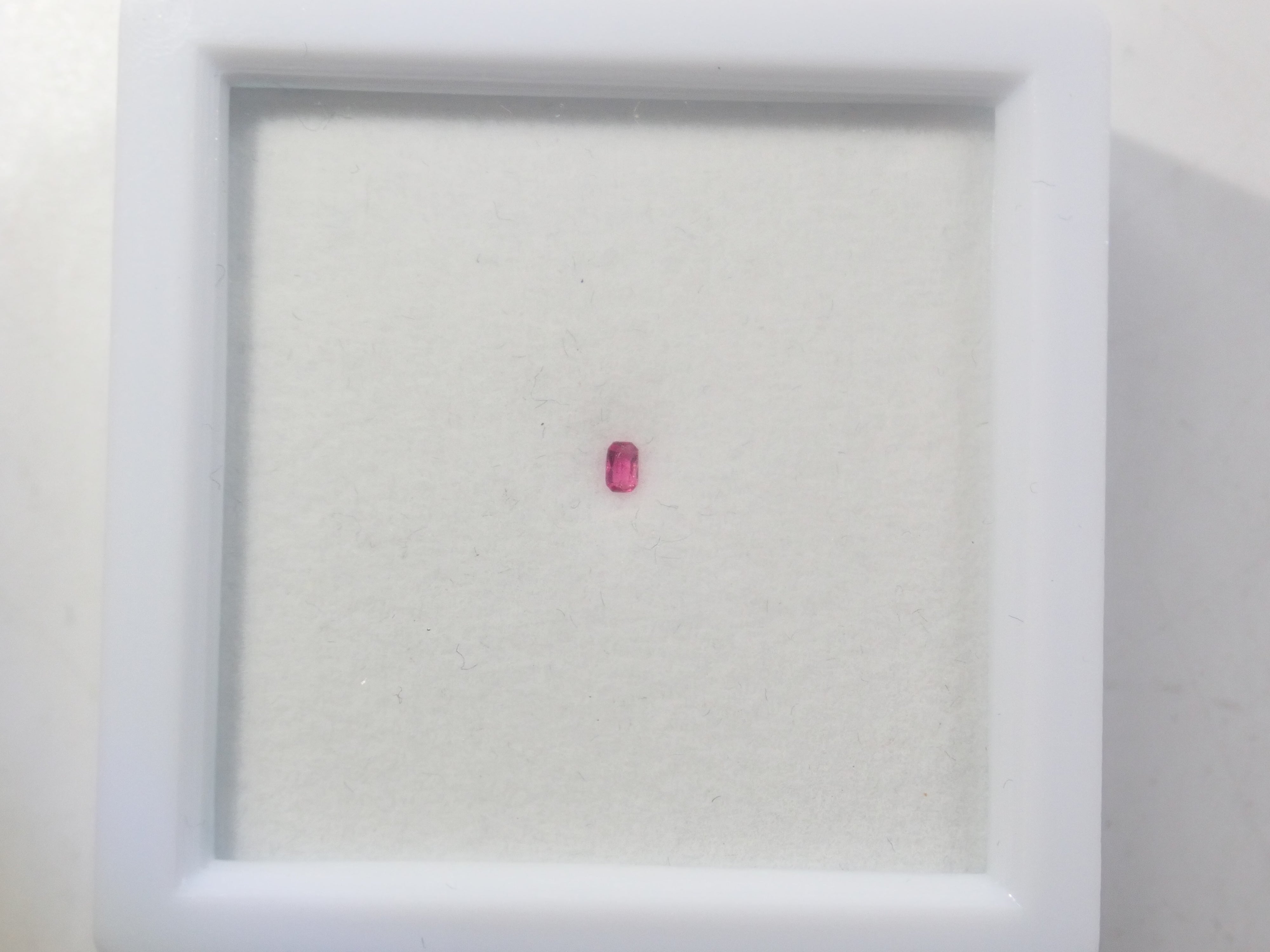 《Limited Edition - Pop-up Event Special》Gem Gacha 💎 Win gems such as red sapphire with a certificate, chameleon diamond, imperial topaz, alexandrite, and gems polished by Mr. Sanje. 《Multiple Purchase Discount Available》