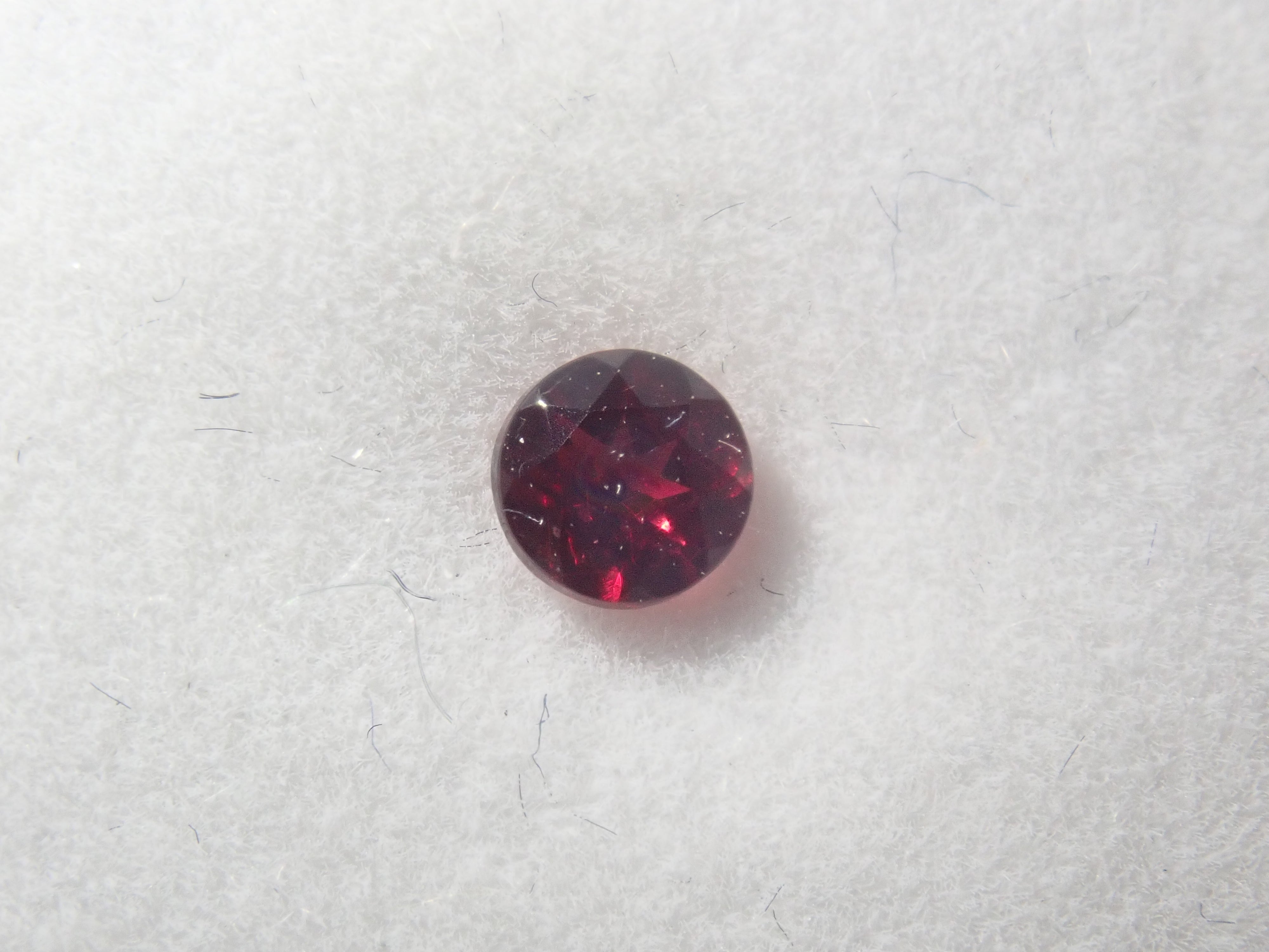 《Limited Edition - Pop-up Event Special》Gem Gacha 💎 Win gems such as red sapphire with a certificate, chameleon diamond, imperial topaz, alexandrite, and gems polished by Mr. Sanje. 《Multiple Purchase Discount Available》