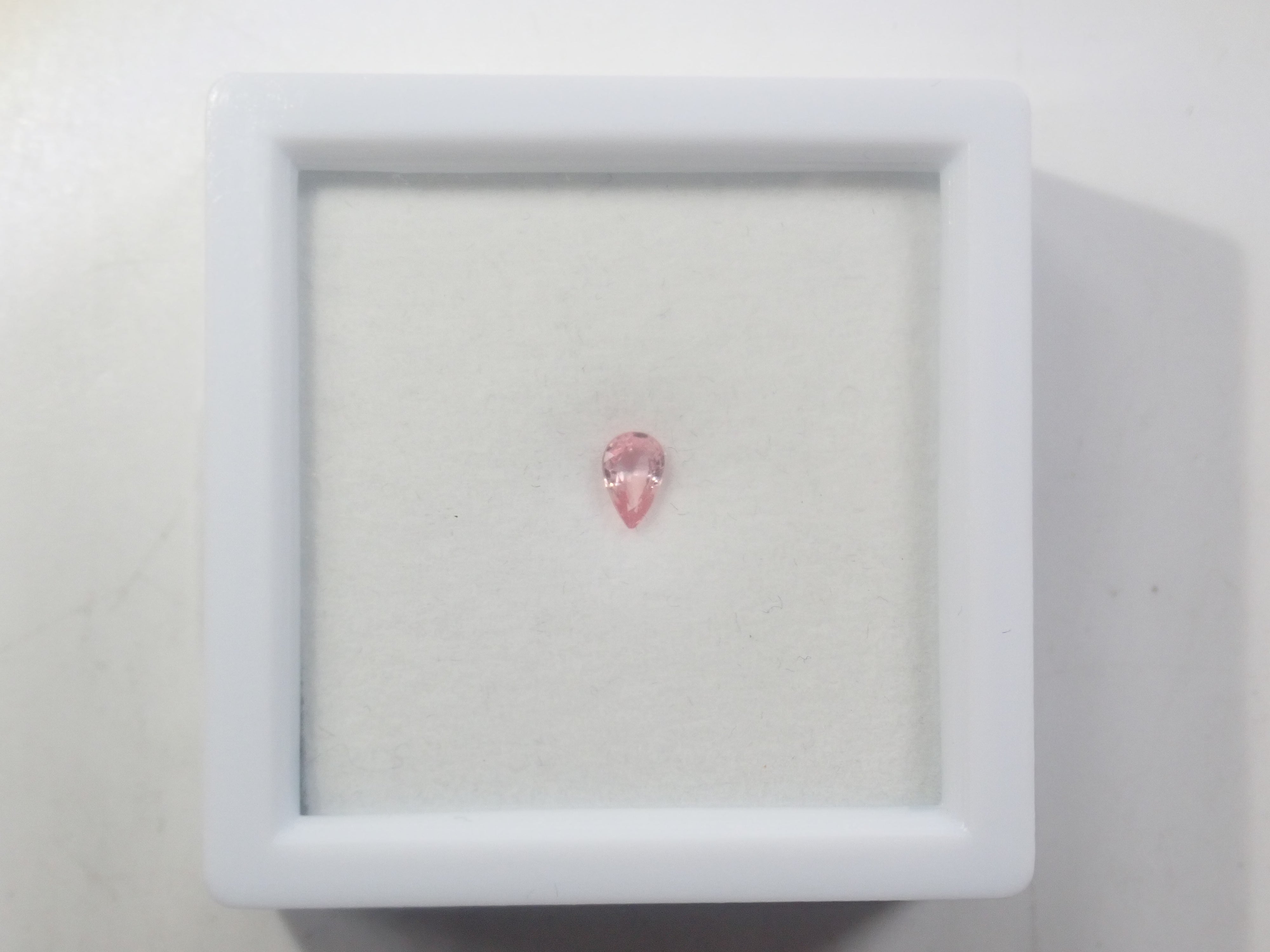 《Limited Edition - Pop-up Event Special》Gem Gacha 💎 Win gems such as red sapphire with a certificate, chameleon diamond, imperial topaz, alexandrite, and gems polished by Mr. Sanje. 《Multiple Purchase Discount Available》