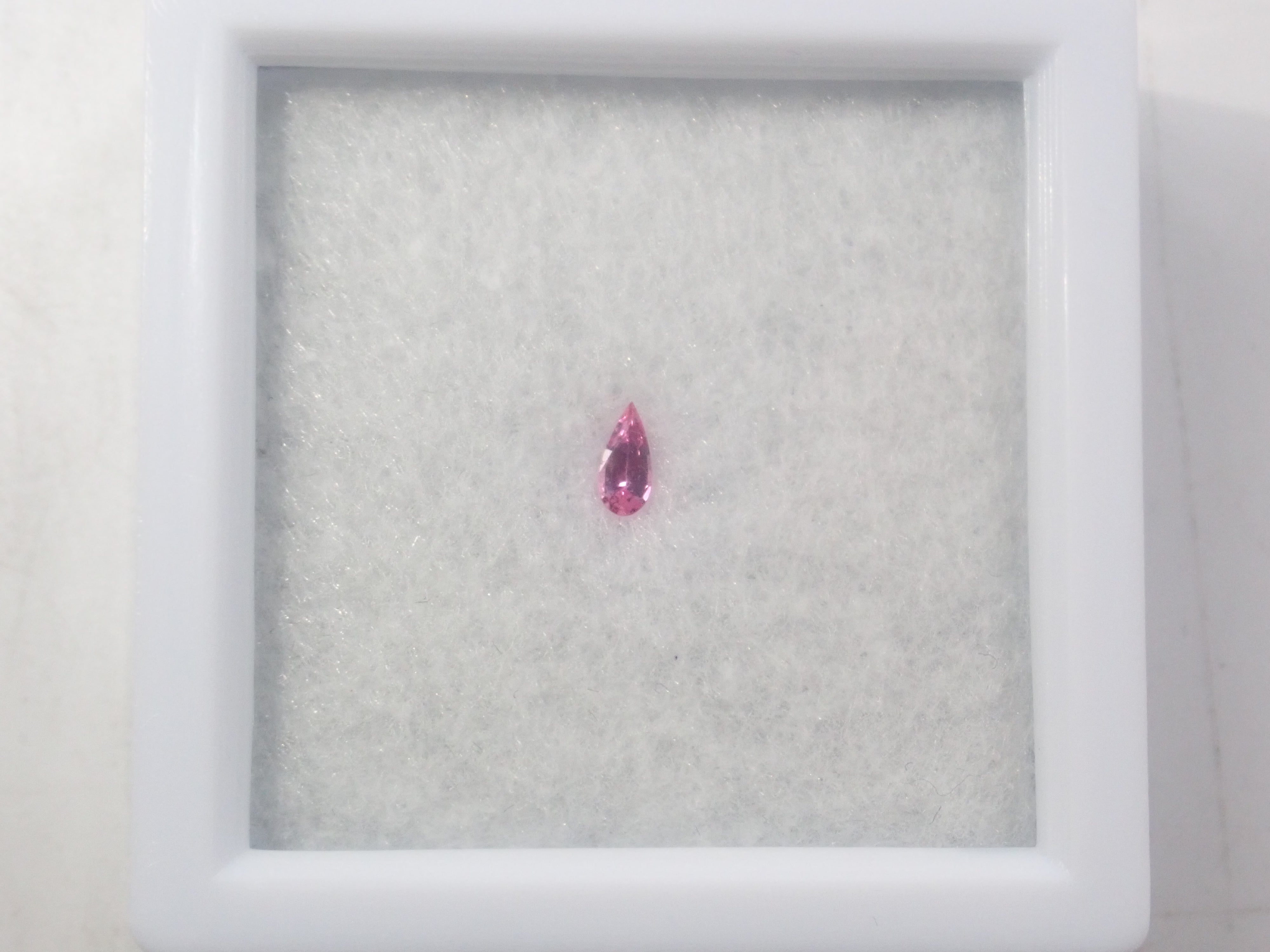 《Limited Edition - Pop-up Event Special》Gem Gacha 💎 Win gems such as red sapphire with a certificate, chameleon diamond, imperial topaz, alexandrite, and gems polished by Mr. Sanje. 《Multiple Purchase Discount Available》