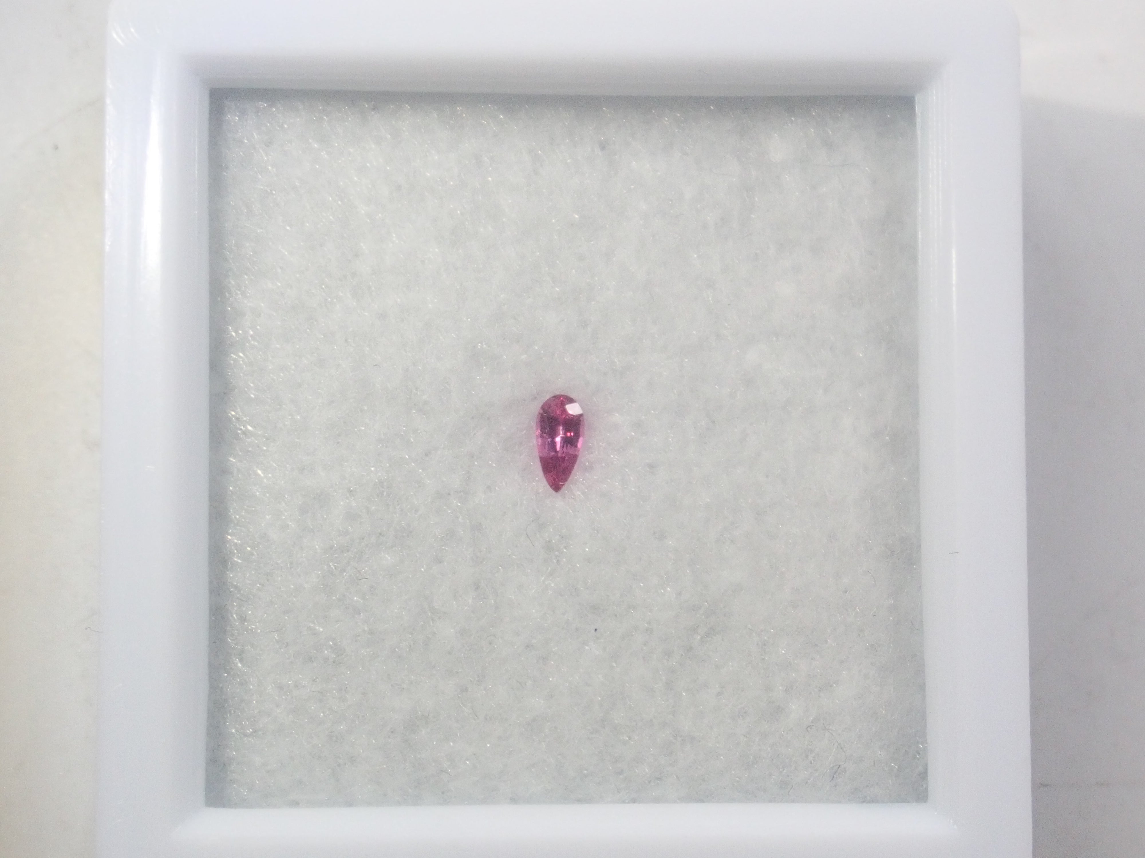 《Limited Edition - Pop-up Event Special》Gem Gacha 💎 Win gems such as red sapphire with a certificate, chameleon diamond, imperial topaz, alexandrite, and gems polished by Mr. Sanje. 《Multiple Purchase Discount Available》