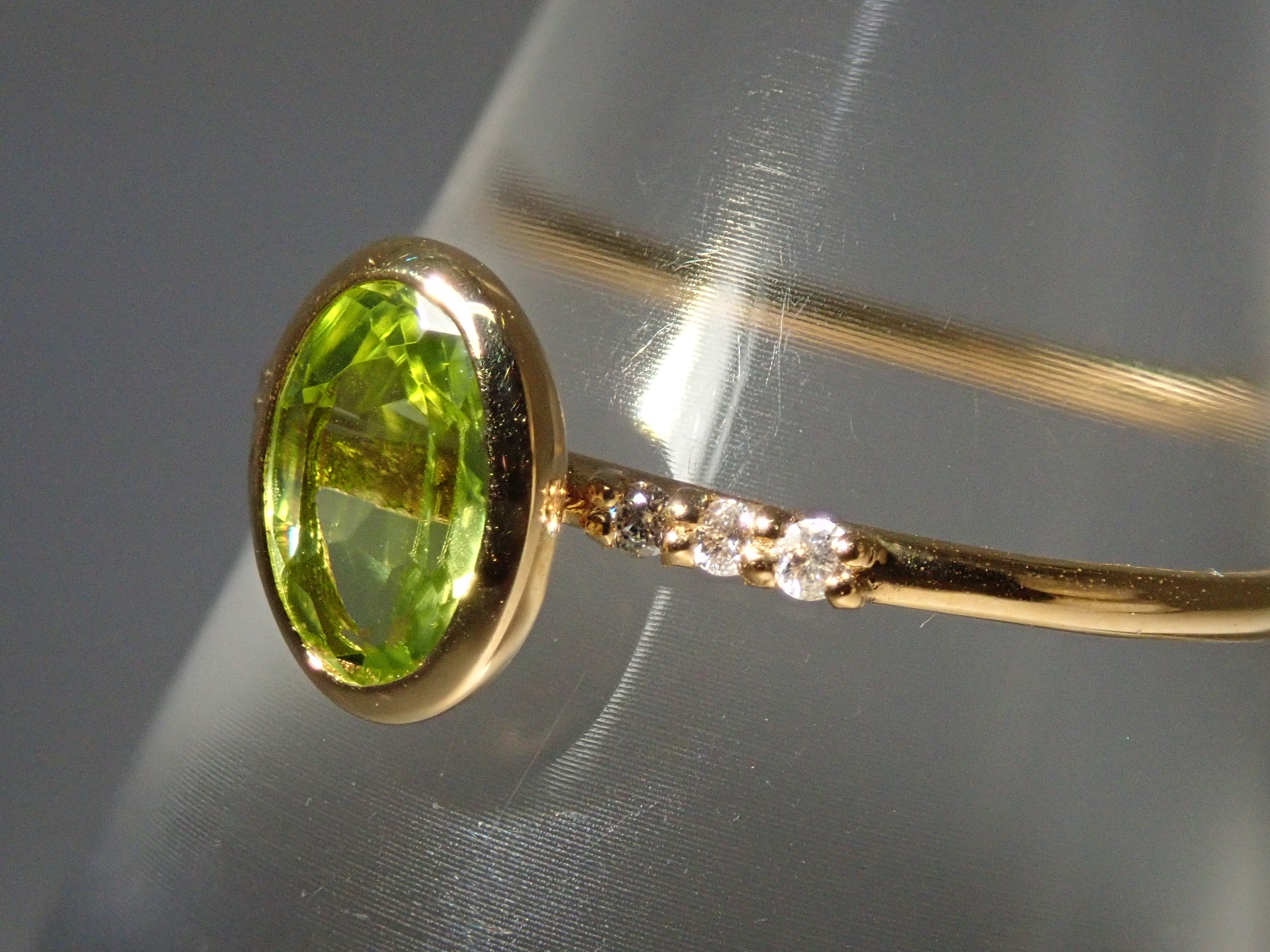 【22602554掲載】K18 ペリドット リング