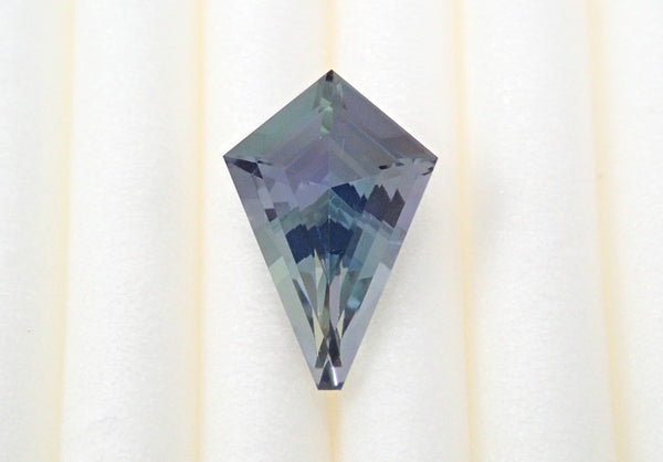 [On sale at 22:00 on 4/14] Green Zoisite 0.998ct loose stone