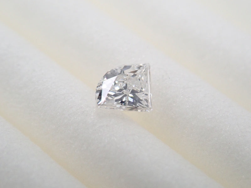ダイヤモンド 0.088ctルース(D, SI2)