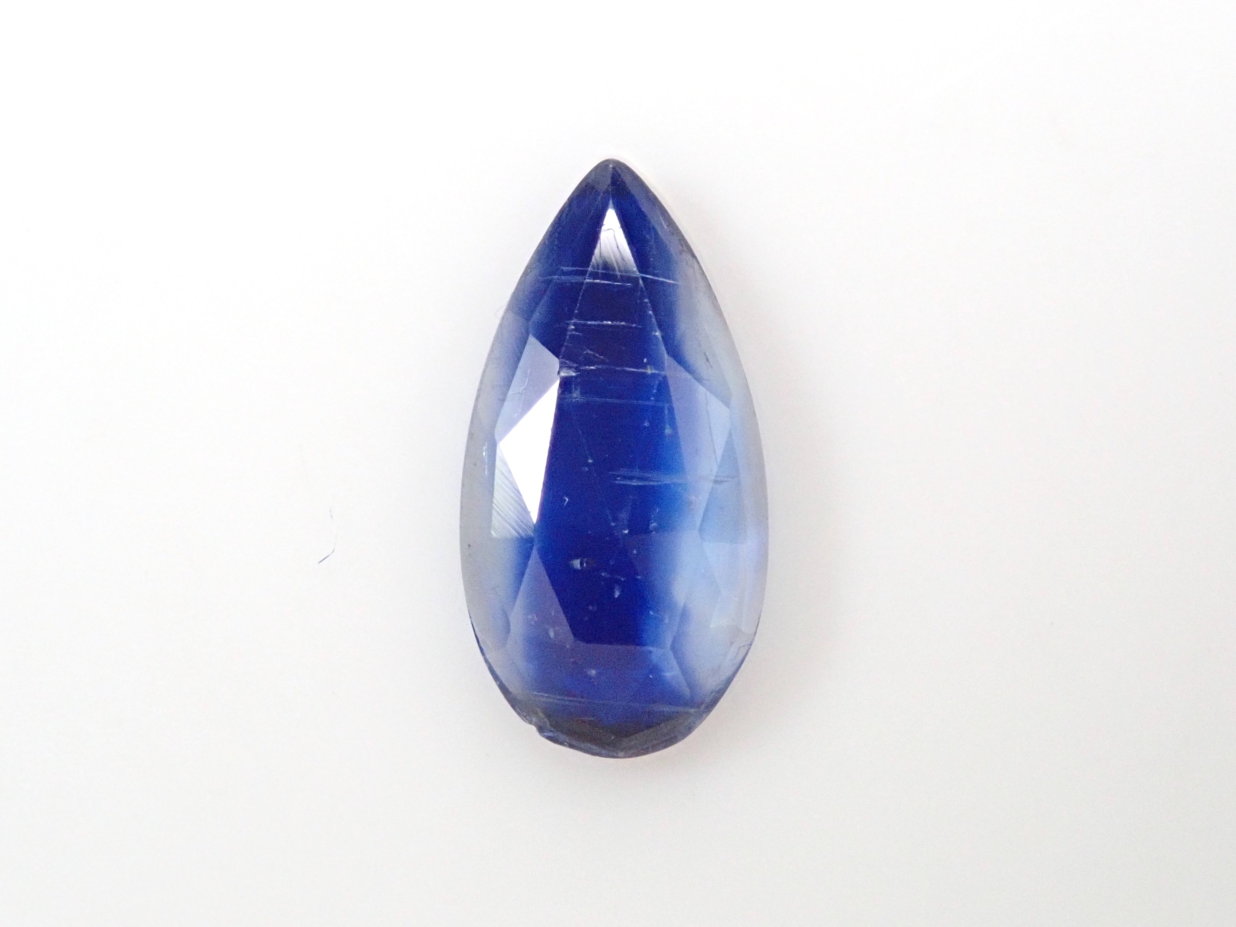 【3/28 22時販売】ネパール産バイカラーカイヤナイト 0.987ctルース（ローズカット）