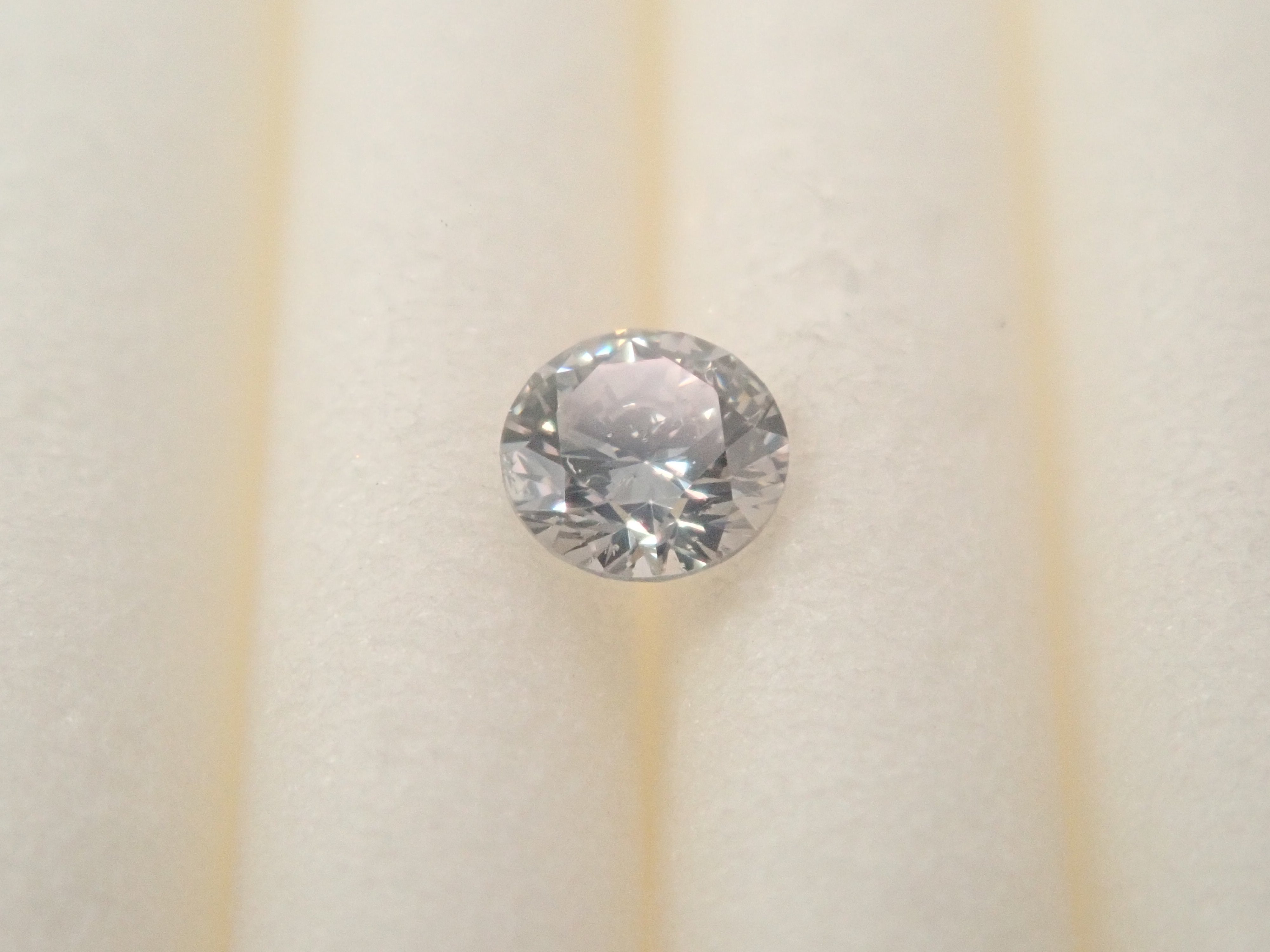 【32501877掲載】グレーダイヤモンド 0.089ctルース(LIGHT GRAY, SI-2)