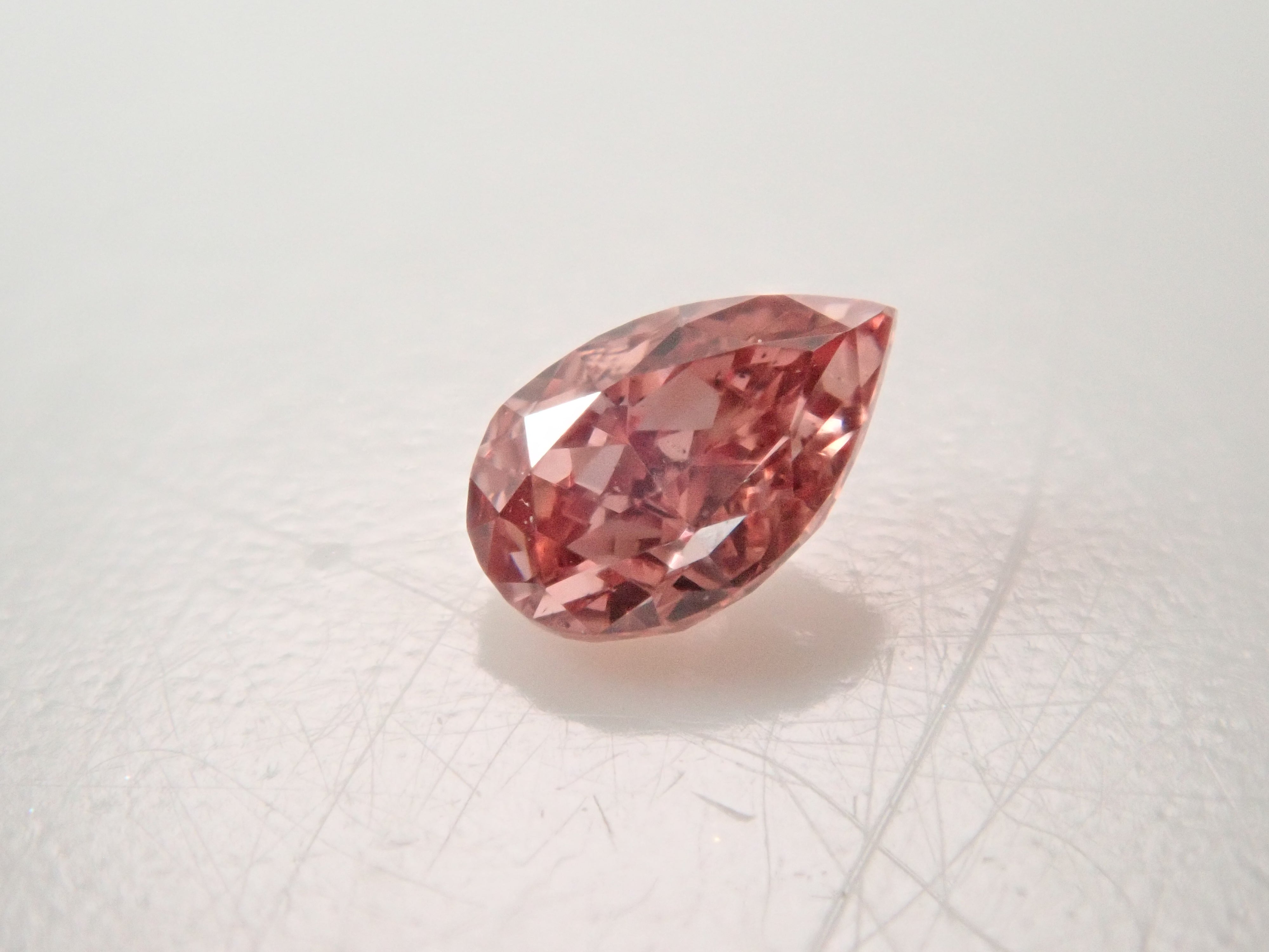ピンクダイヤモンド 0.060ctルース(FANCY INTENSE PINK, VS-2)