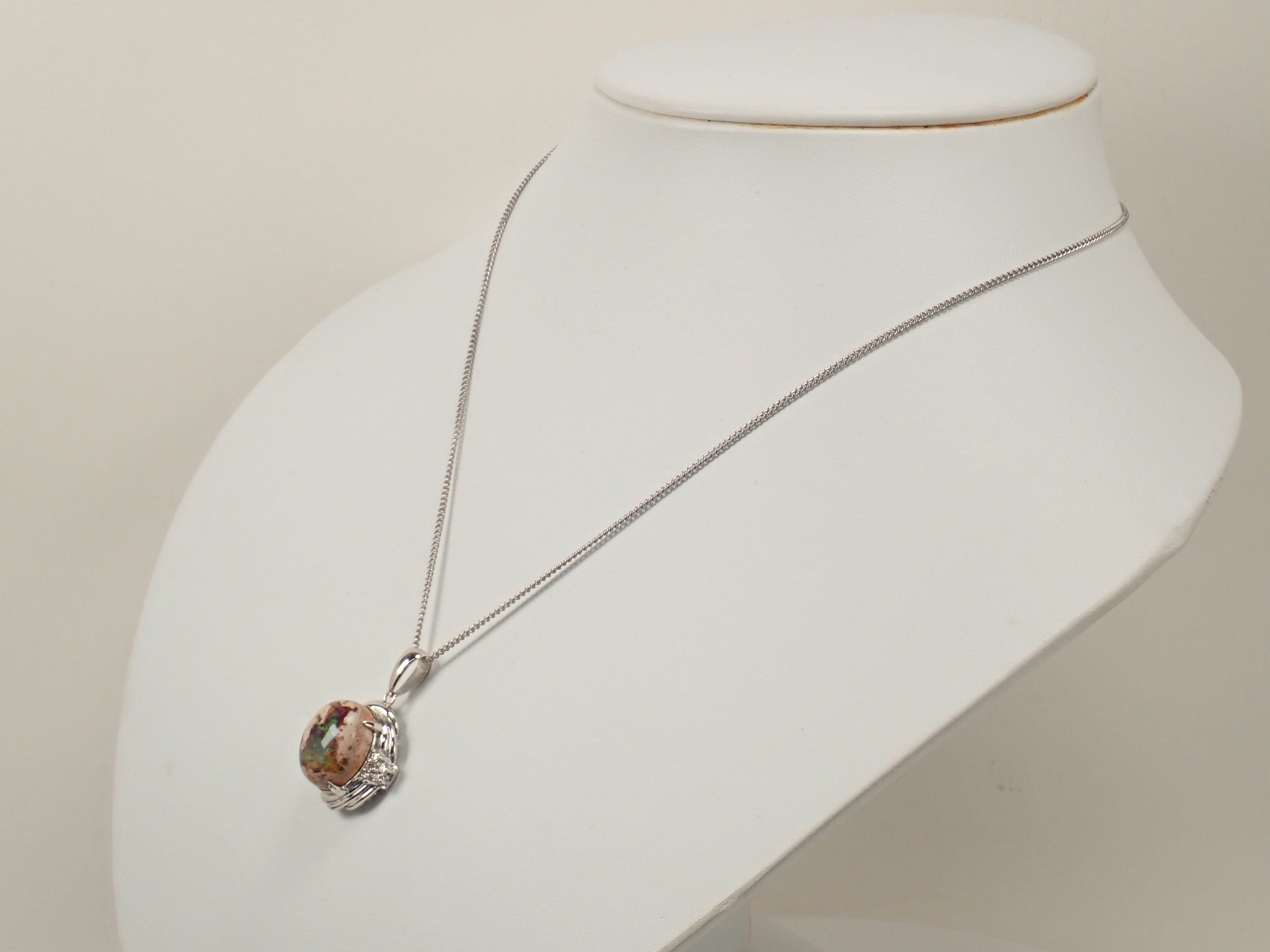 【22602560掲載】【カラフリ】Pt900 カンテラオパール 7.809ctct リング